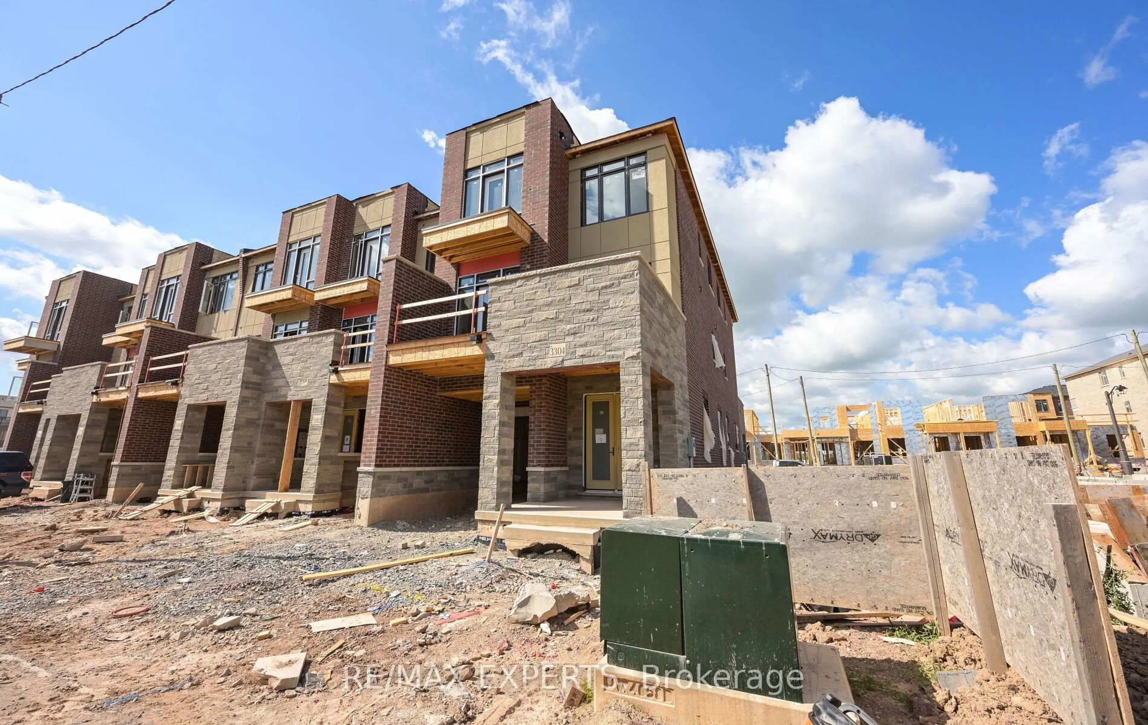 Home with brick exterior material, building for 3304 Azam Way, Oakville Ontario L6M 5S2