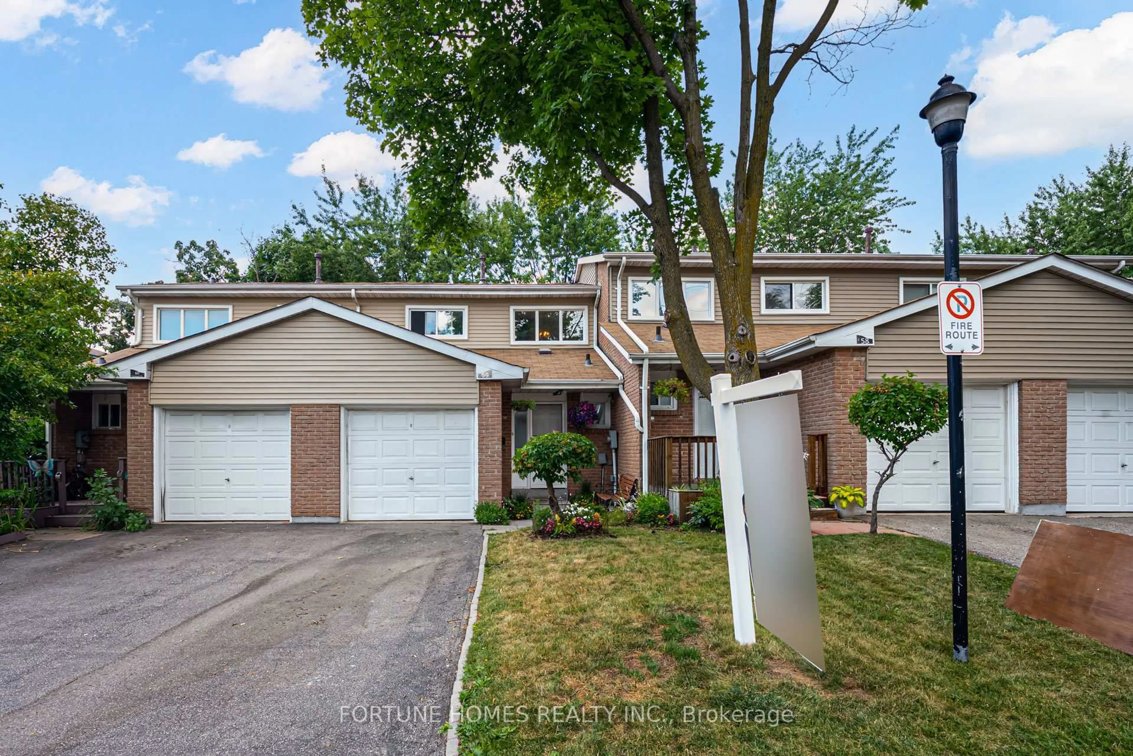 Unknown for 59 Enmount Dr, Brampton Ontario L6T 4C9