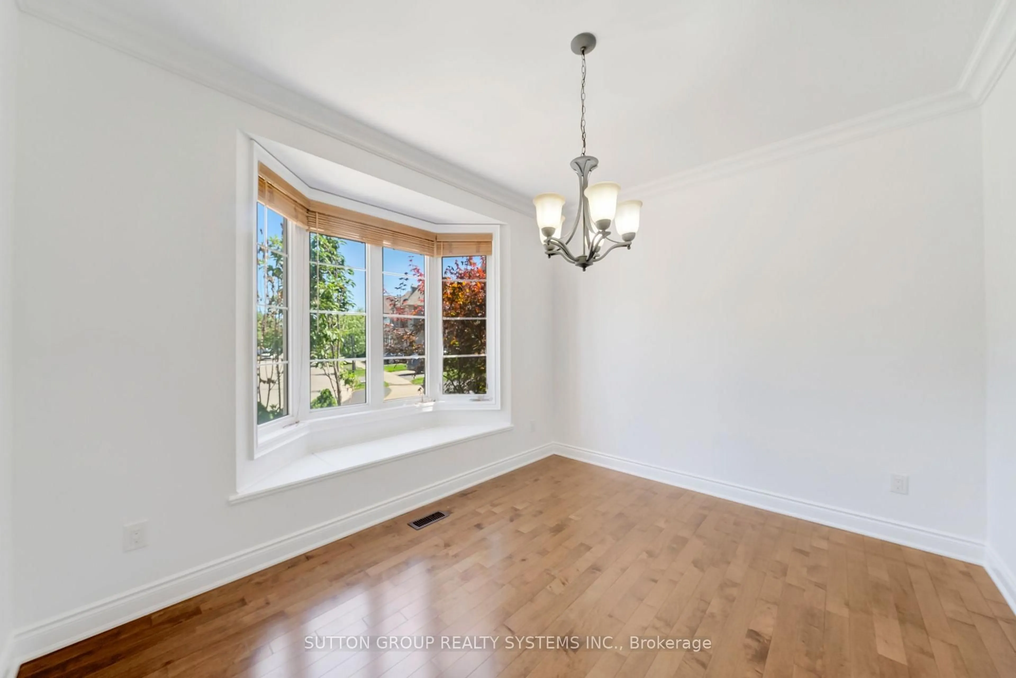 Dining room, unknown for 931 Syndenham Lane, Milton Ontario L9T 8J4