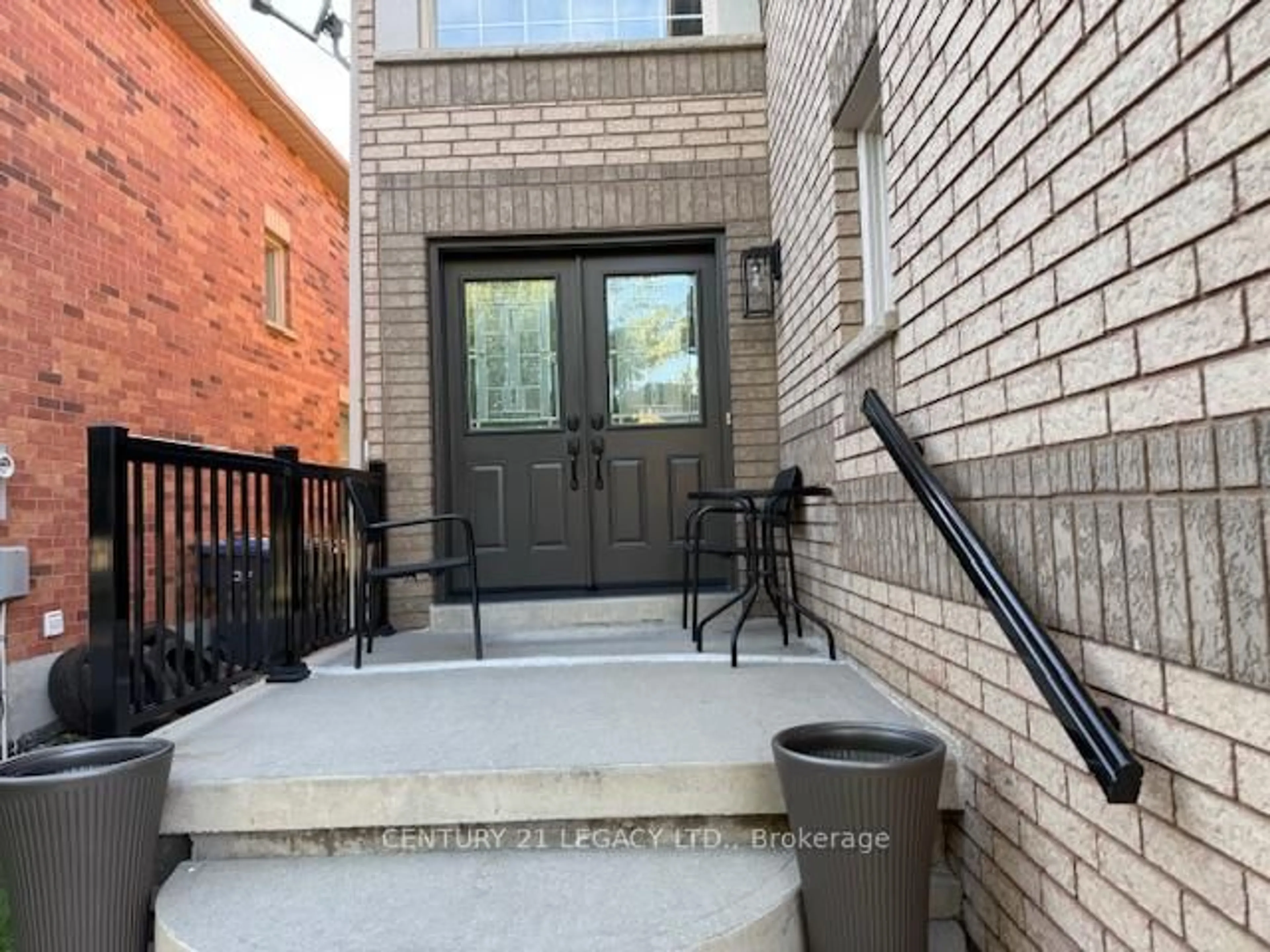 Unknown for 47 National Cres, Brampton Ontario L7A 1J2