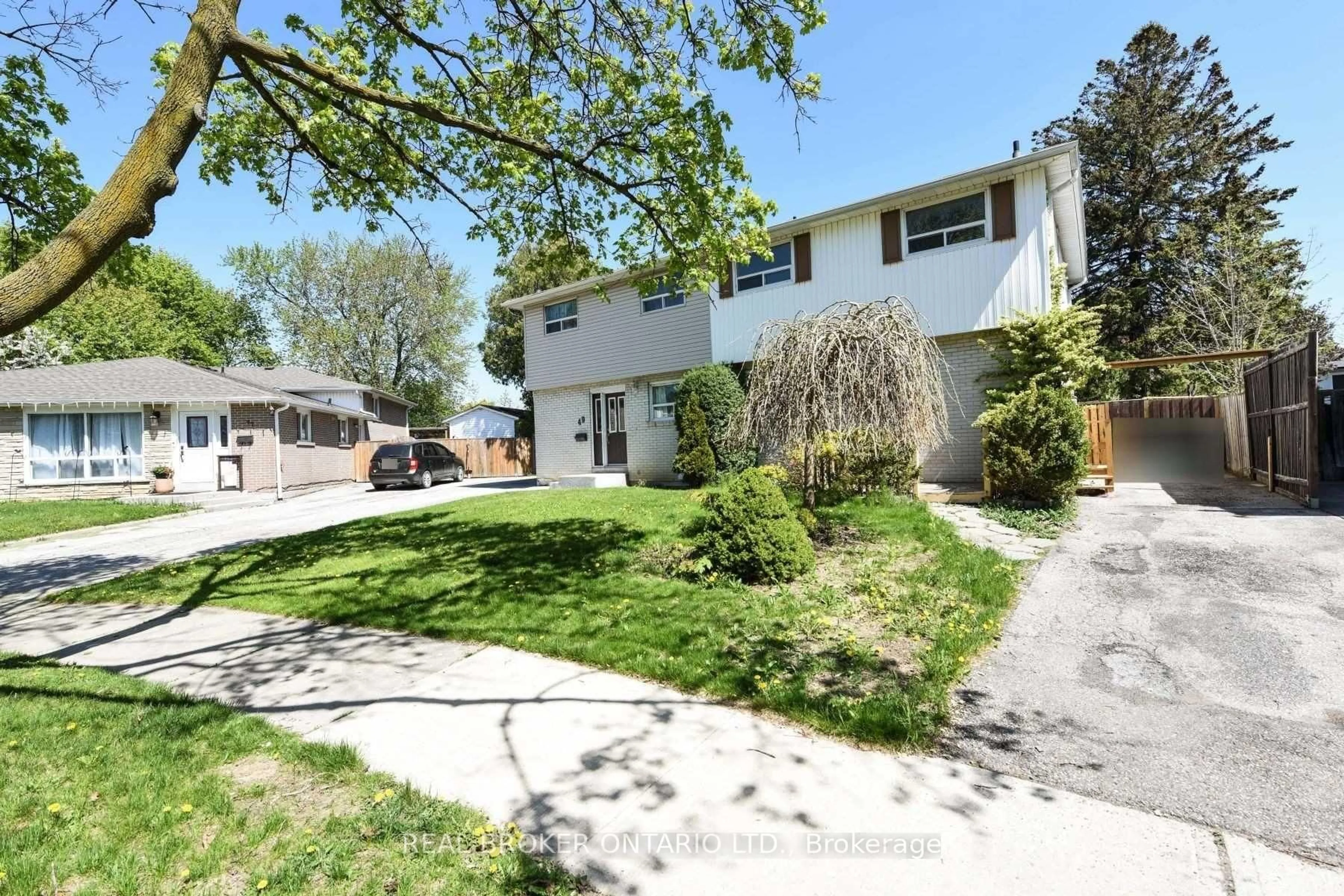 Unknown for 51 Newstead Cres, Brampton Ontario L6V 2A8