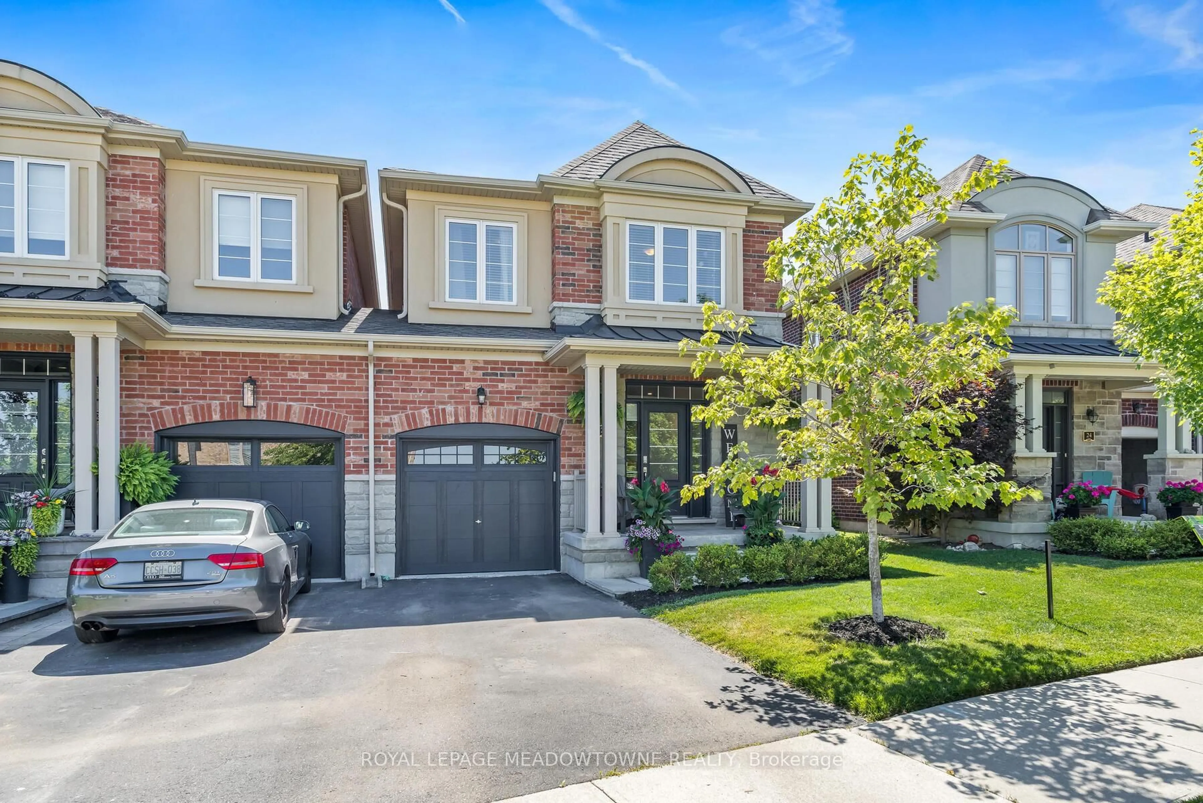 Home with brick exterior material, street for 26 Sierra Cres, Halton Hills Ontario L7G 0L9