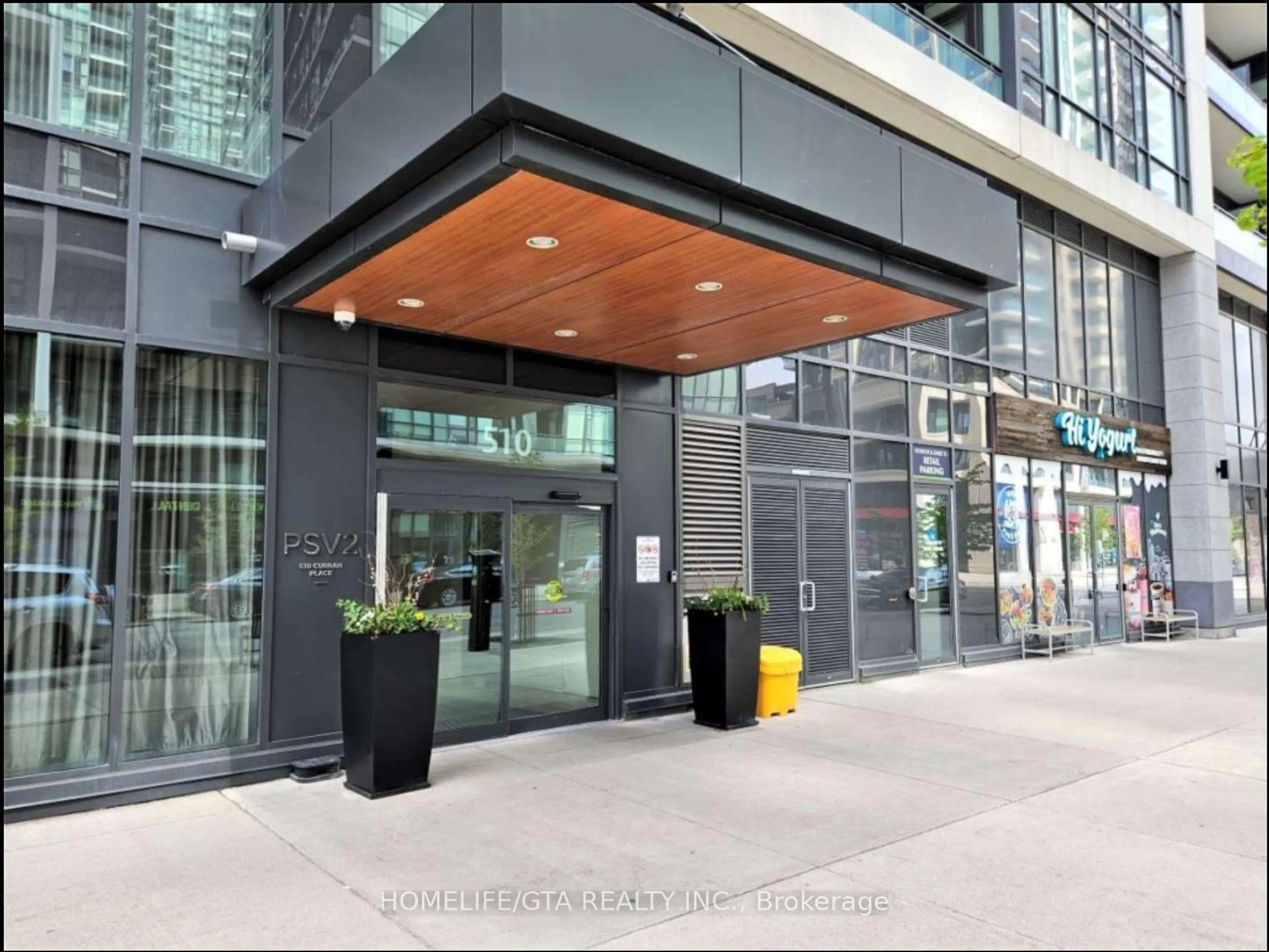 Indoor foyer for 510 Curran Pl #3403, Mississauga Ontario L5B 0H4