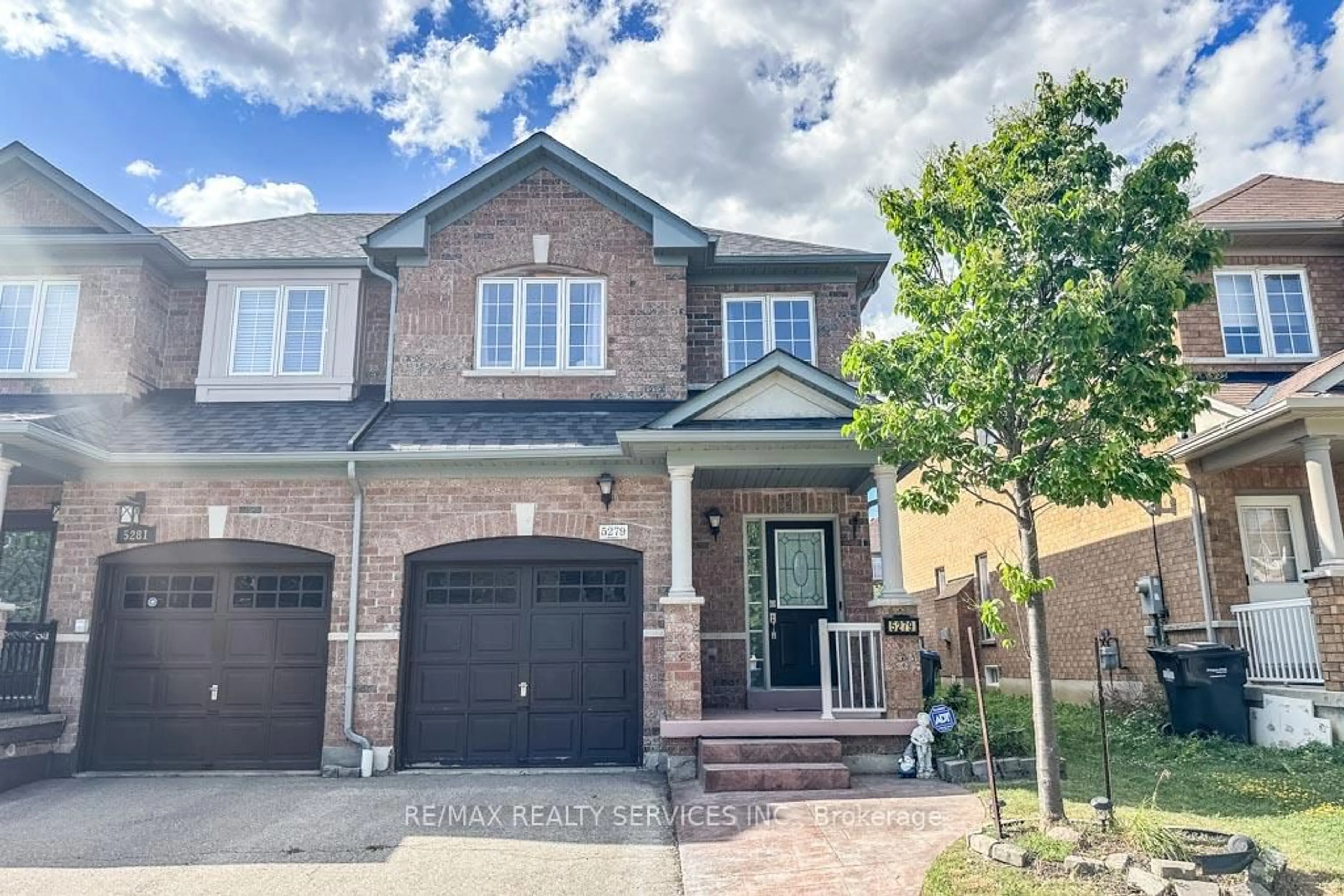 Home with brick exterior material, street for 5279 Palmetto Pl, Mississauga Ontario L5M 0C8