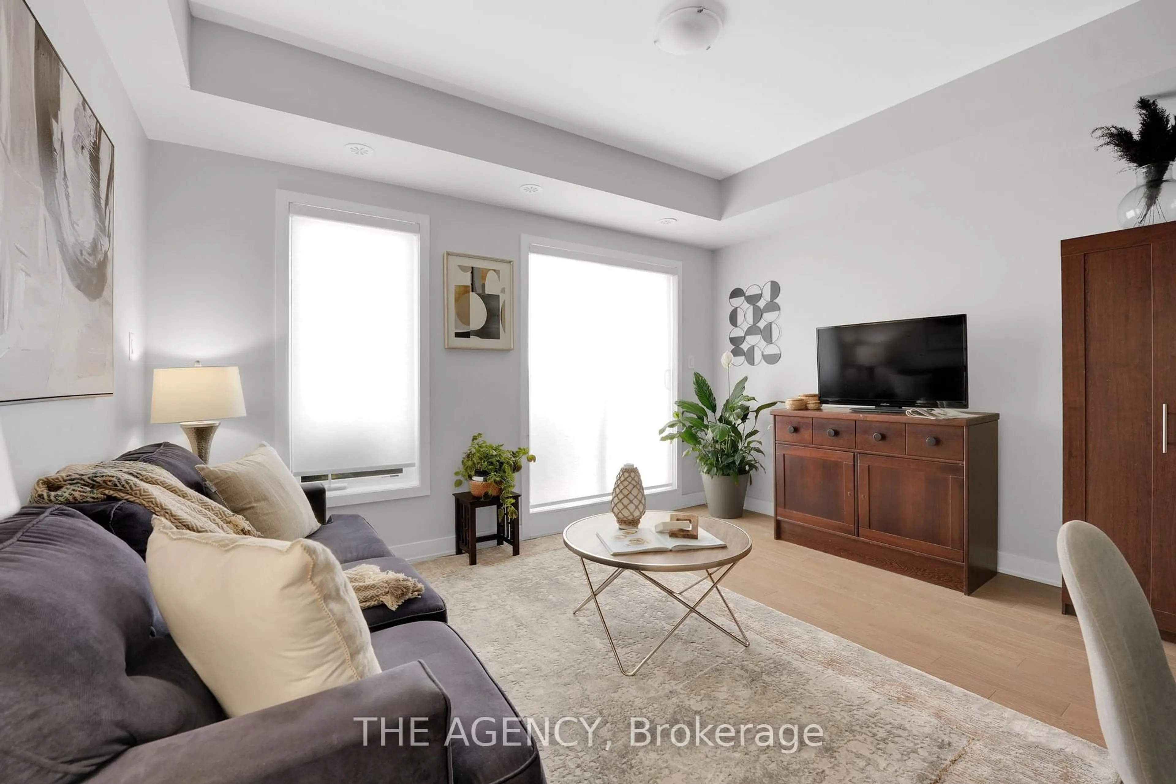 Living room with furniture, unknown for 39 John Perkins Bull Dr #14, Toronto Ontario M3K 0C3