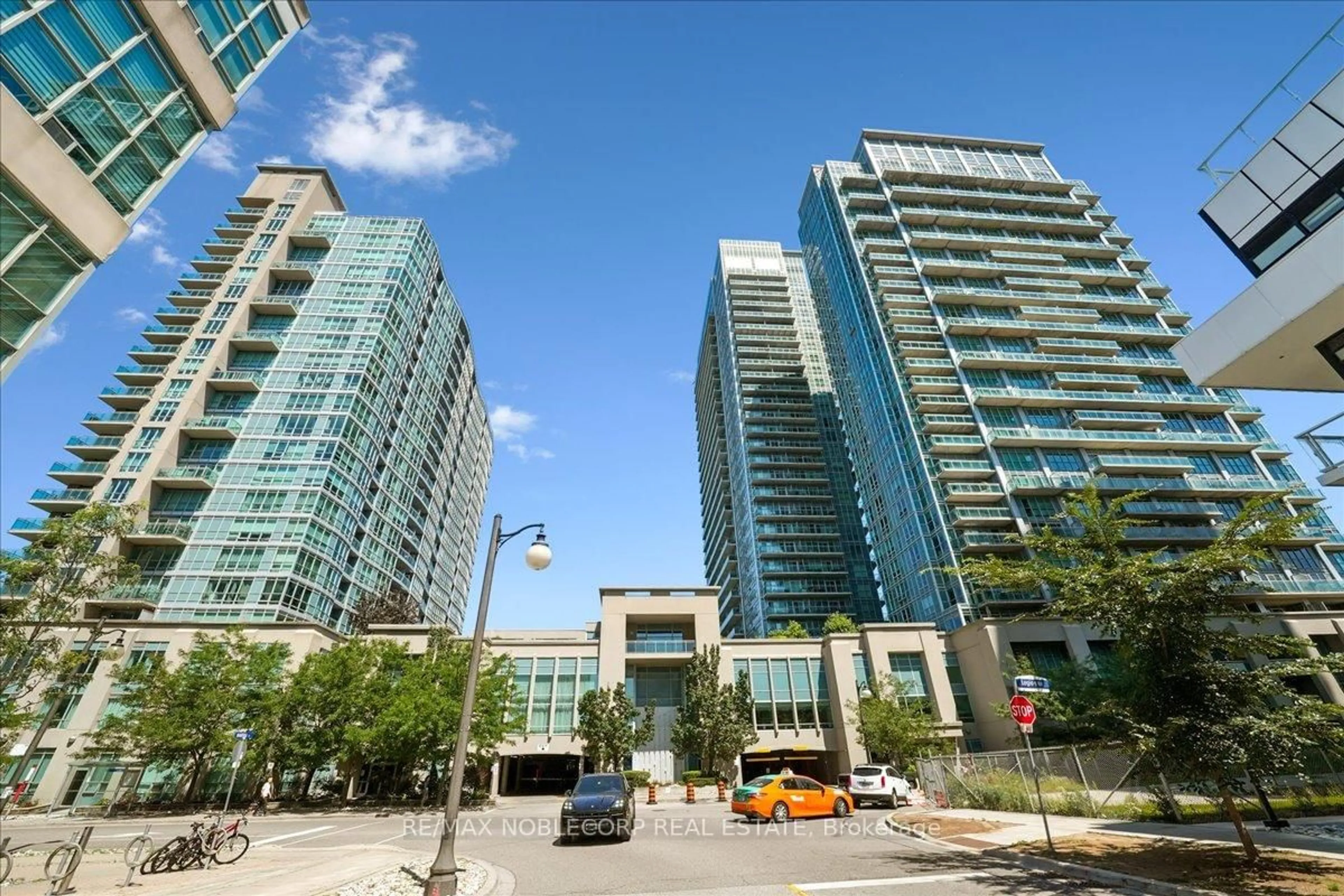 Unknown for 185 Legion Rd #1403, Toronto Ontario M8Y 0A1