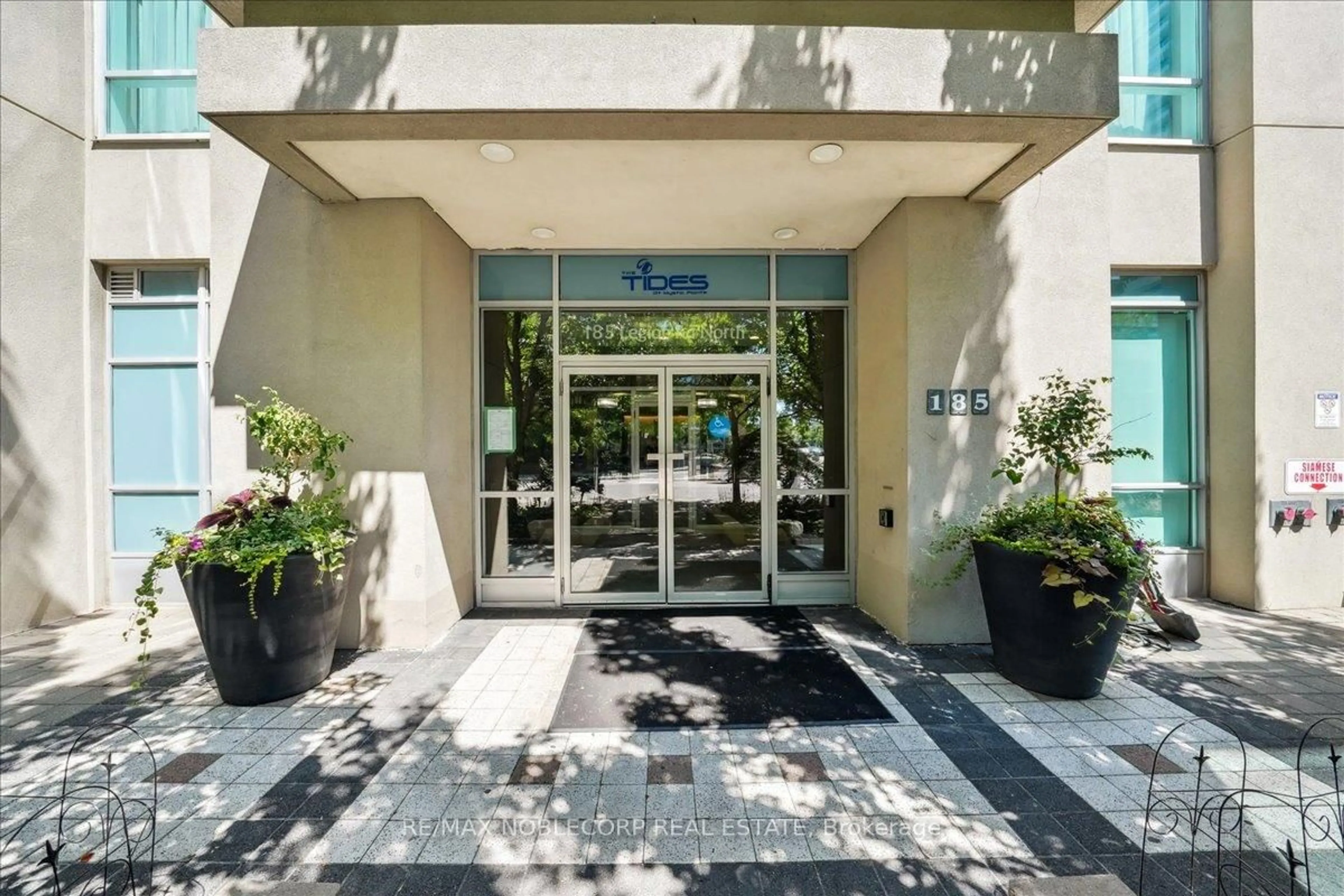 Unknown for 185 Legion Rd #1403, Toronto Ontario M8Y 0A1
