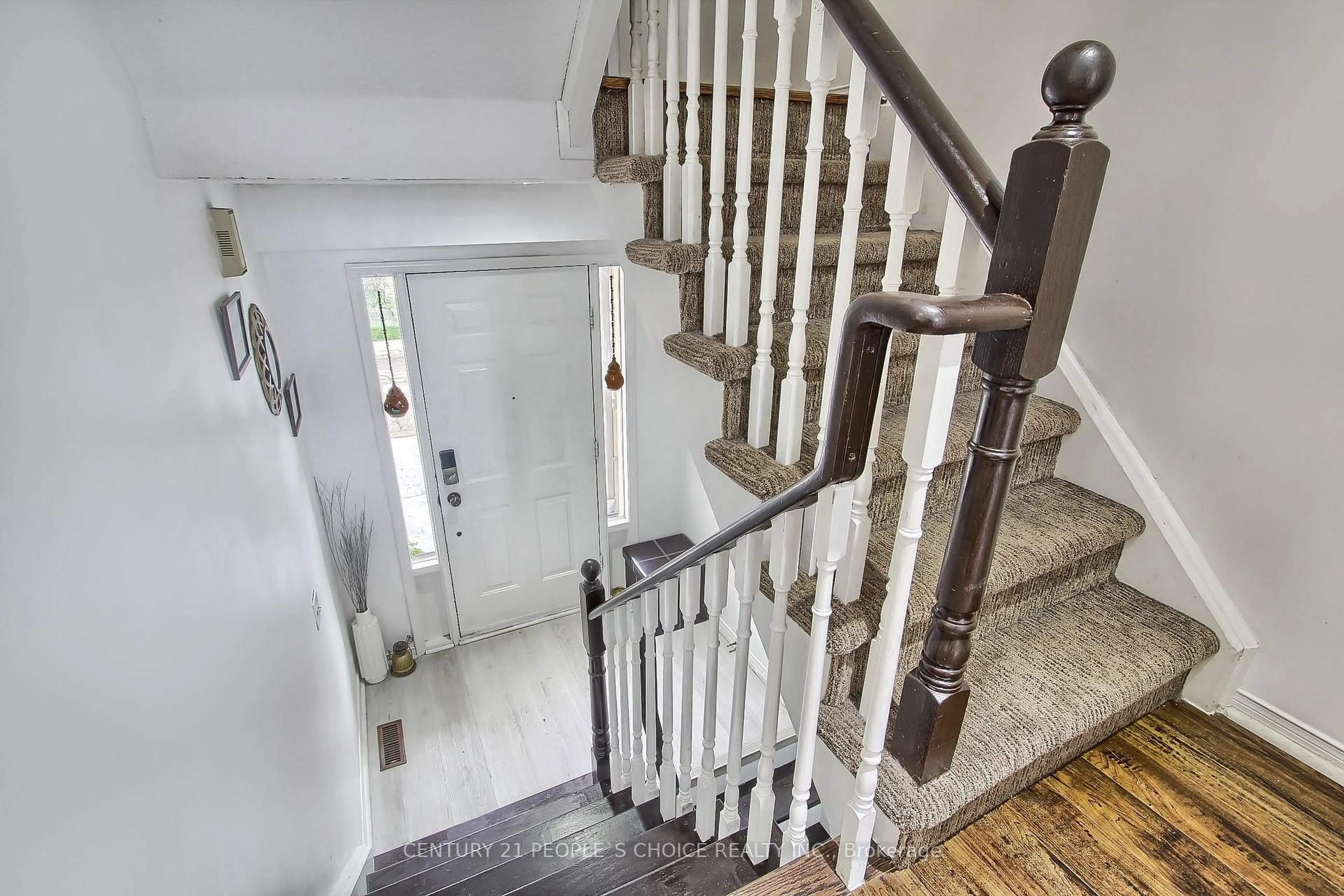 Stairs for 2 Sir Lou Dr #41, Brampton Ontario L6Y 5A8