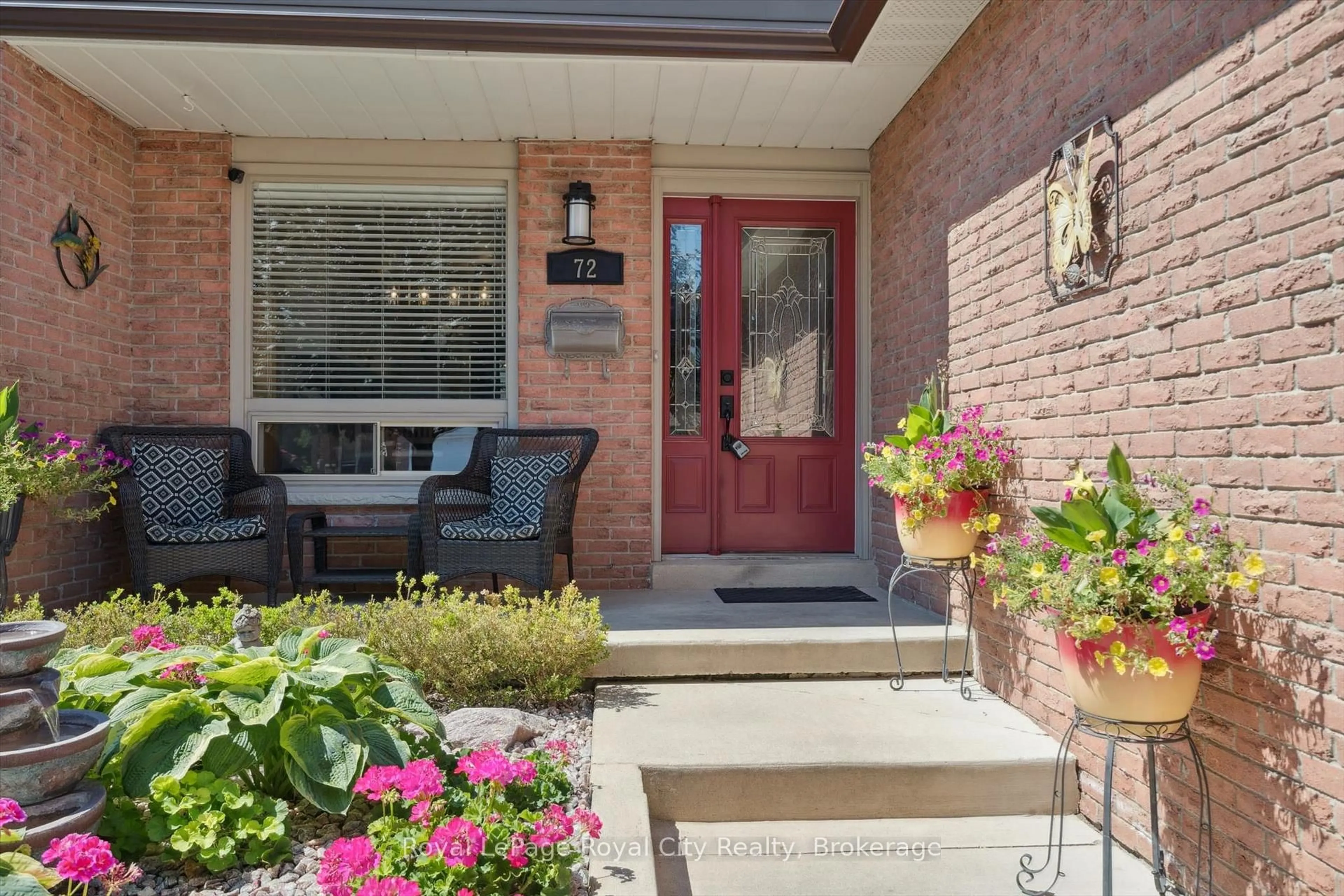 Home with brick exterior material, street for 72 Maiden Lane, Milton Ontario L9T 2H4