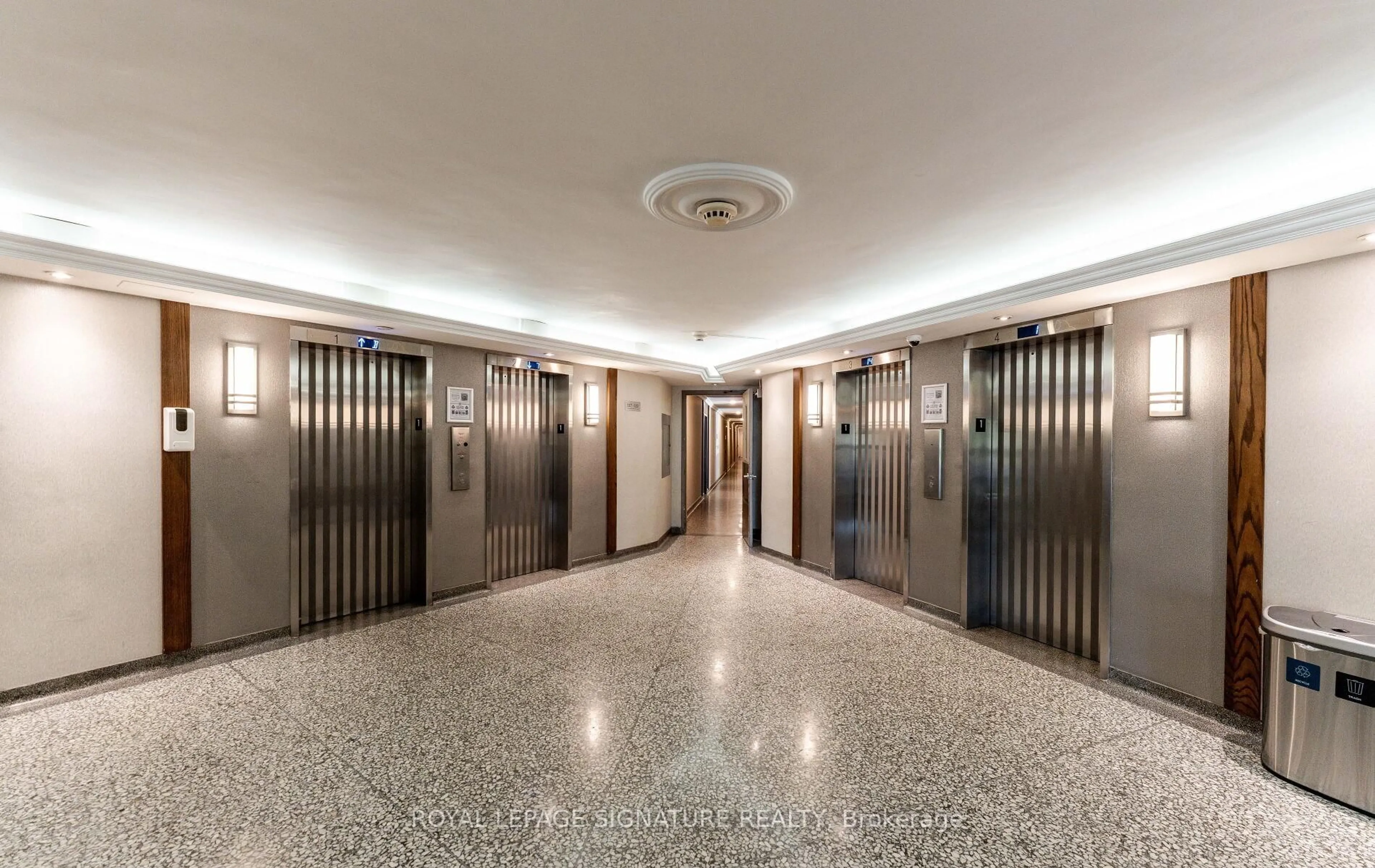 Indoor foyer for 551 The West Mall #620, Toronto Ontario M9C 1G7