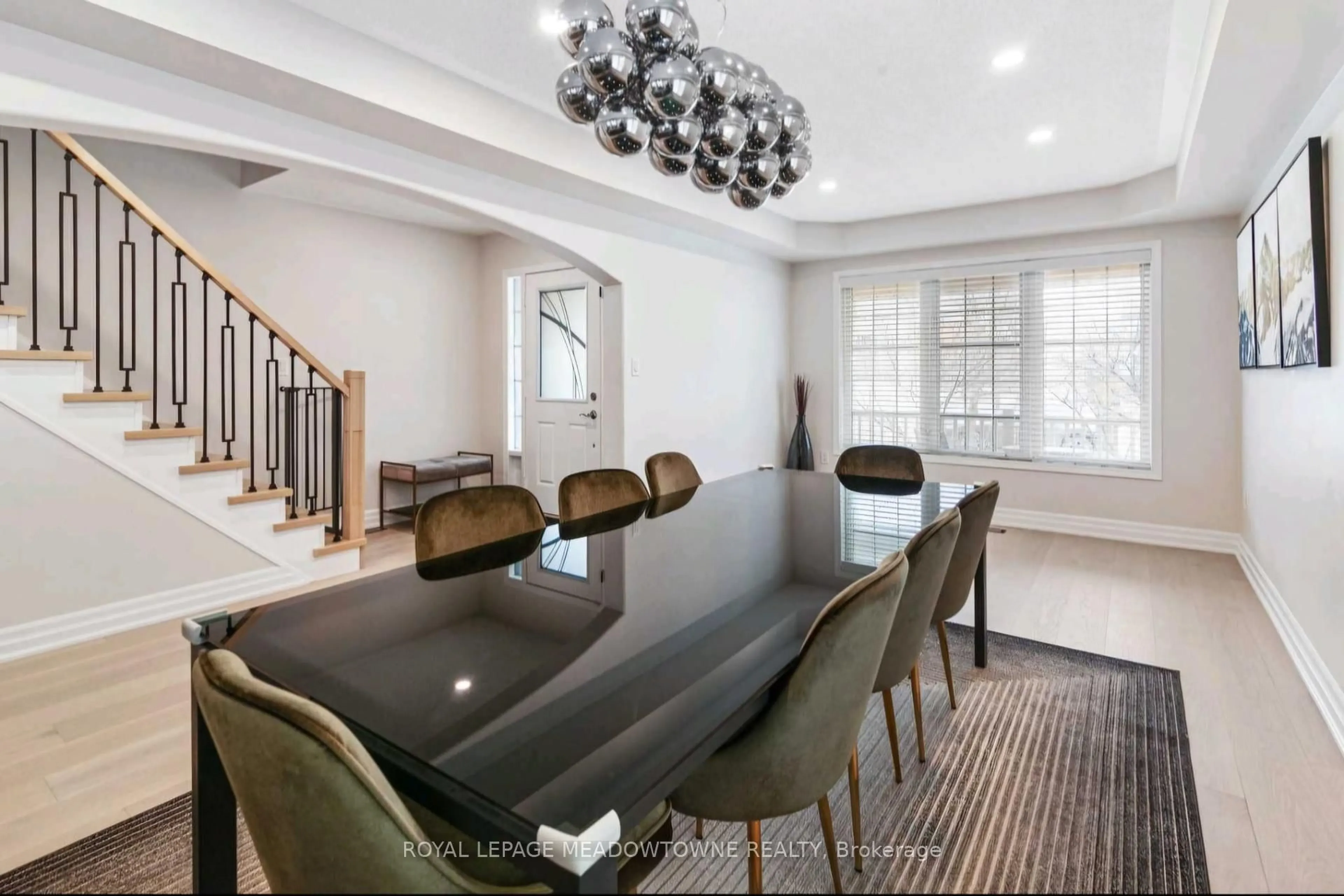 Dining room, unknown for 608 Brothers Cres, Milton Ontario L9T 0G8
