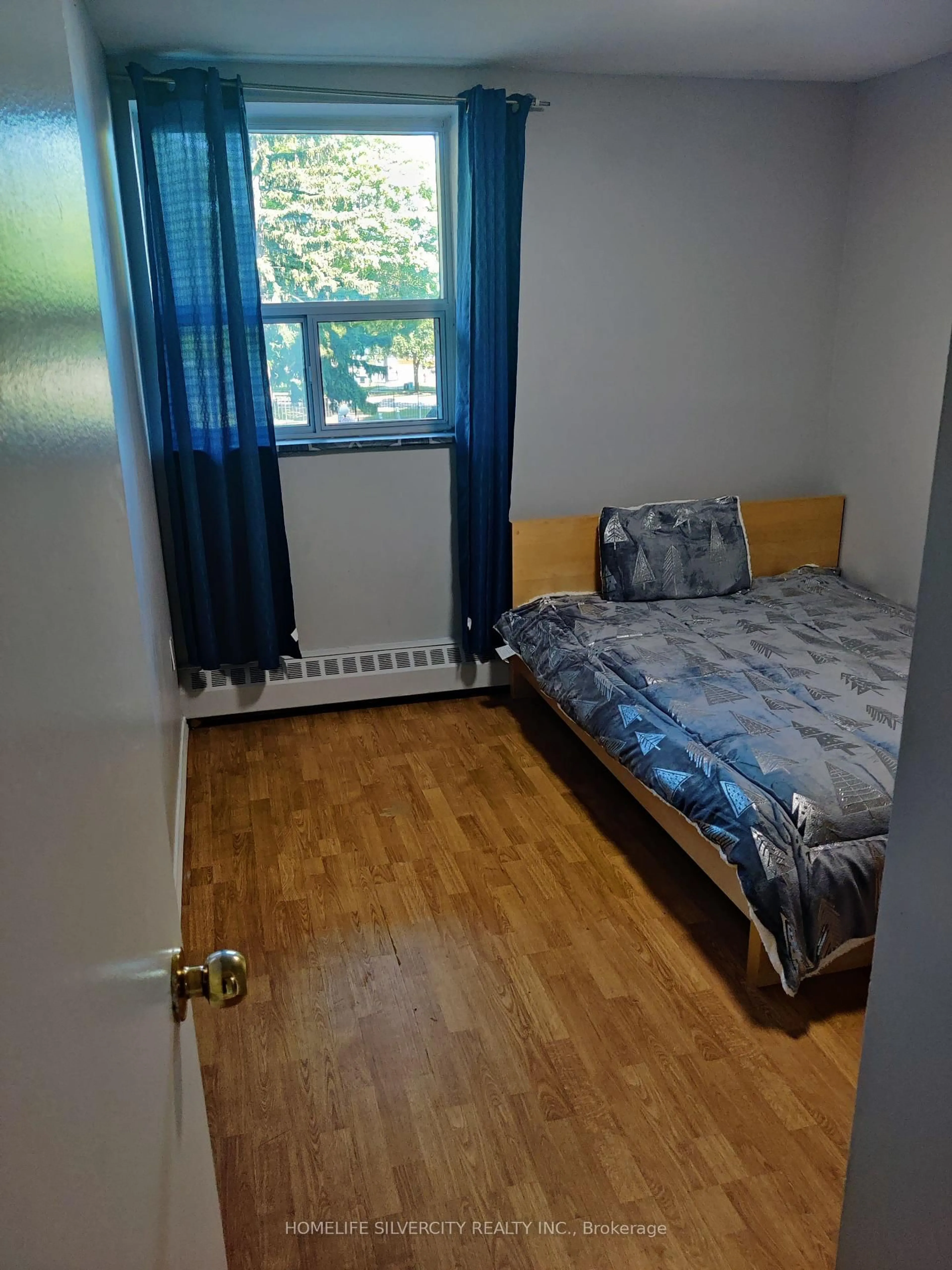 A pic of a room for 3555 Derry Rd #206, Mississauga Ontario L4T 1B1