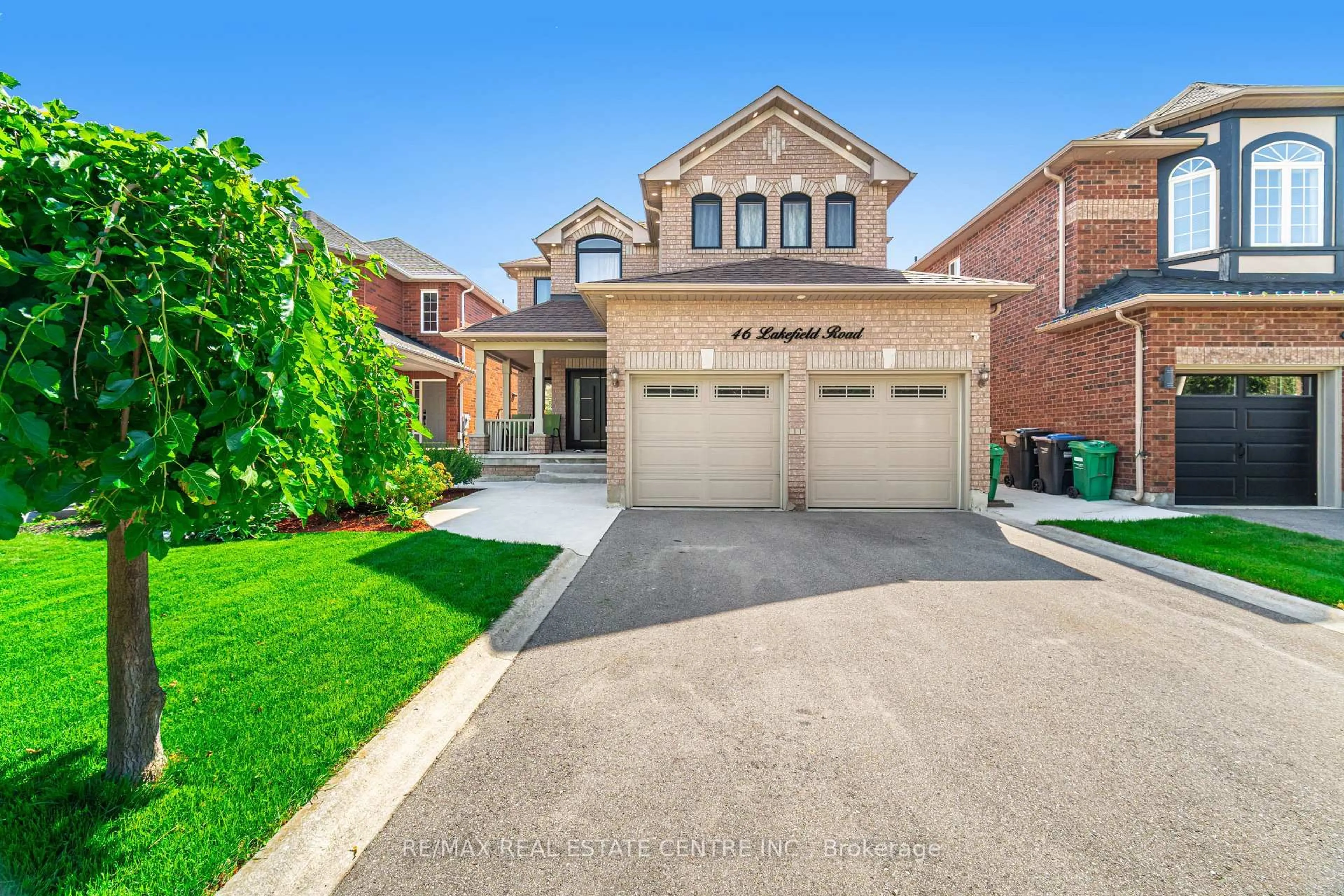 Home with brick exterior material, street for 46 LAKEFIELD Rd, Brampton Ontario L7A 1W6