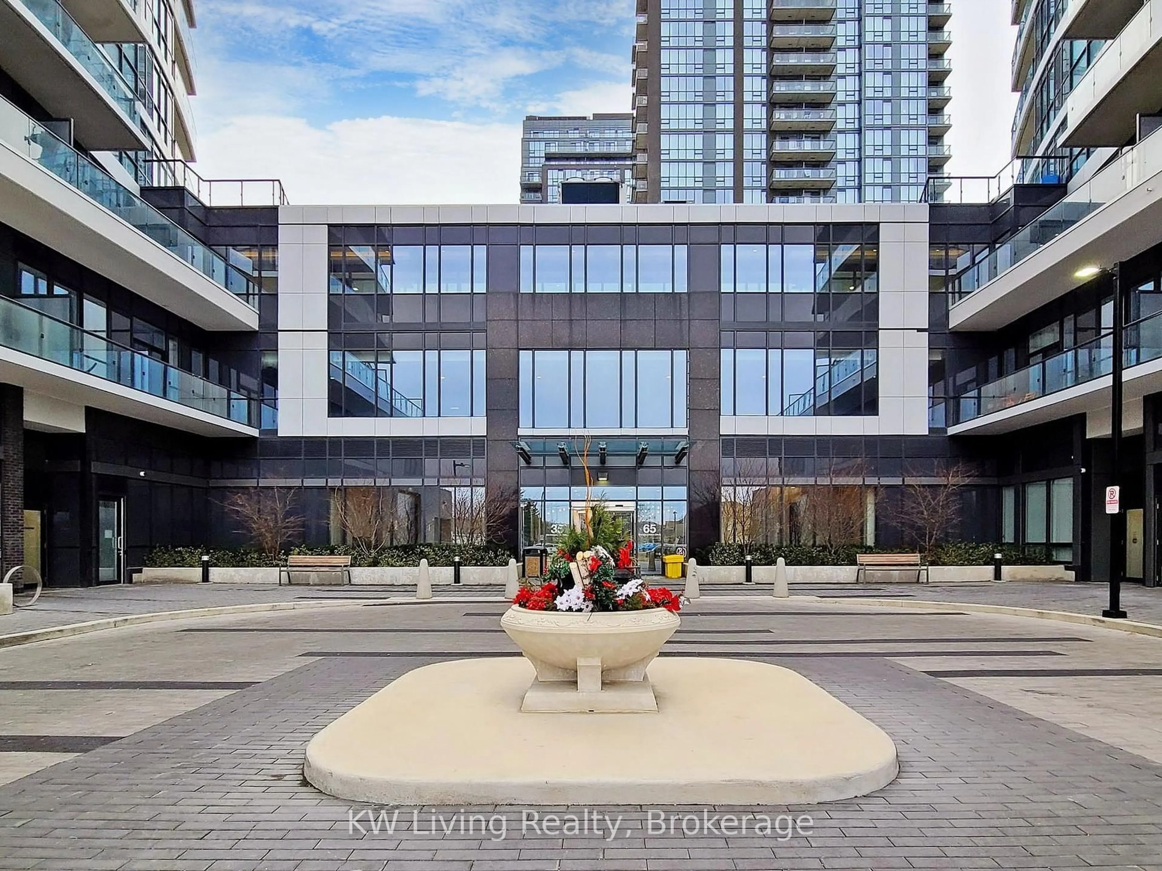 Unknown for 65 Watergarden Dr #104, Mississauga Ontario L5R 0G9