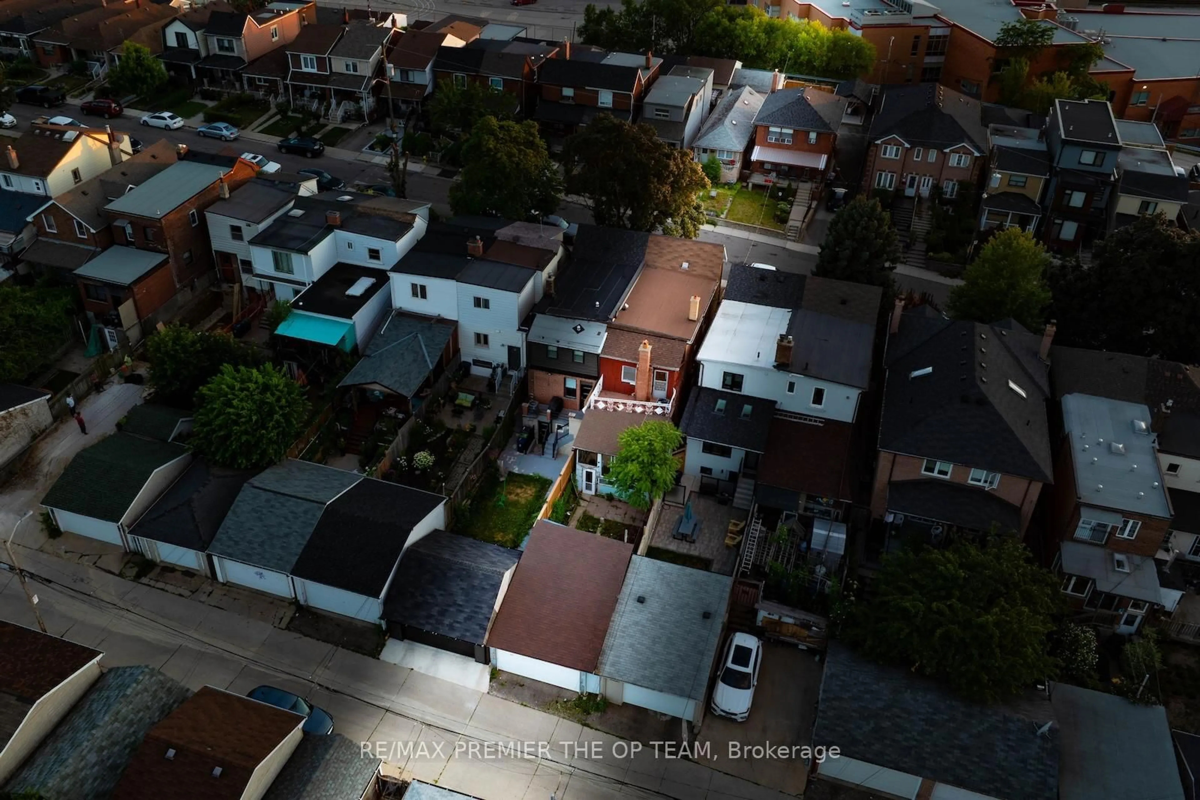 A pic from outside/outdoor area/front of a property/back of a property/a pic from drone, street for 213 Gilbert Ave, Toronto Ontario M6E 4W6