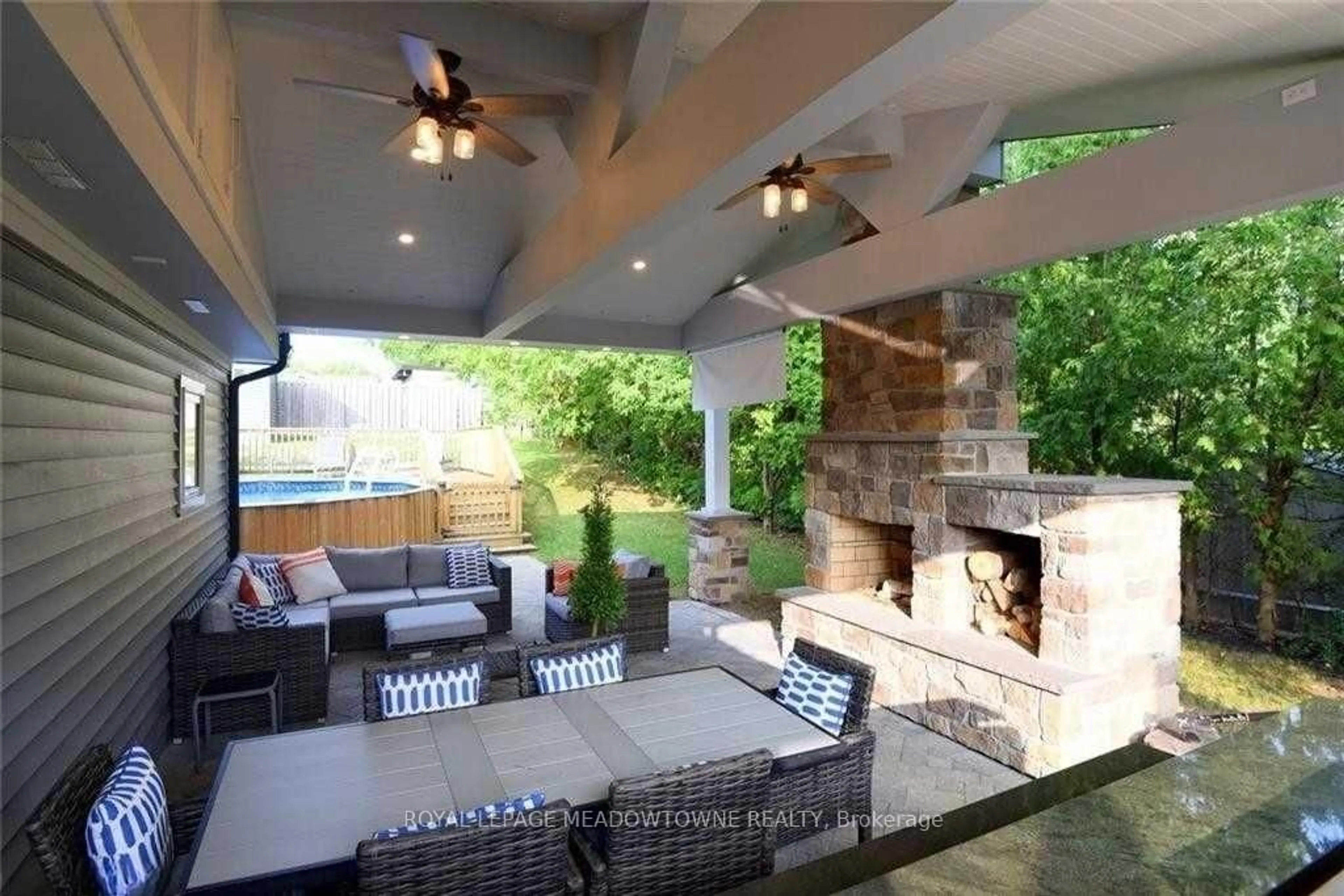 Patio, street for 1149 Stanley Dr, Burlington Ontario L7P 2K6