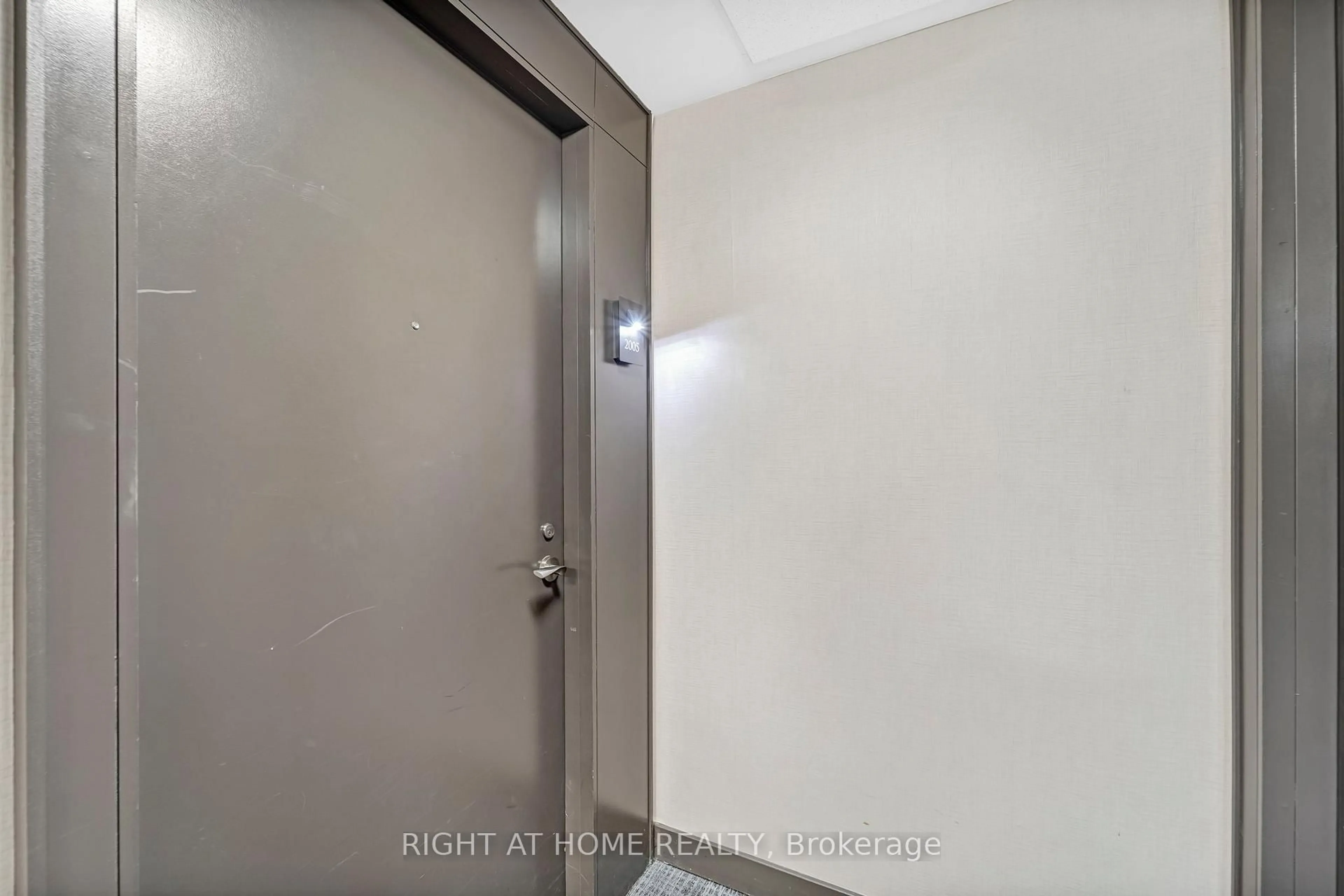 A pic of a room for 15 Legion Rd #2005, Toronto Ontario M8V 0A9