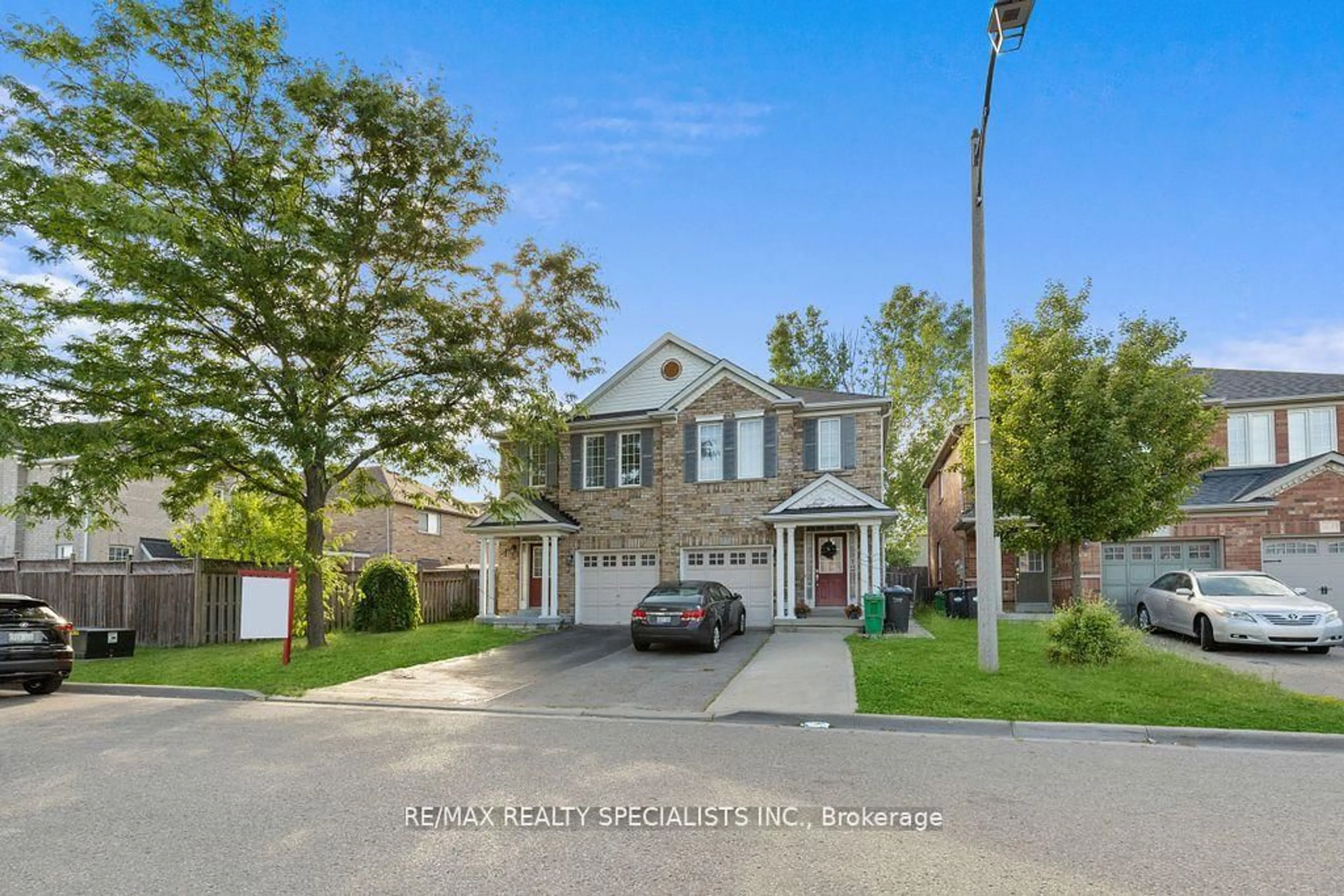 Home with brick exterior material, street for 49 Sand Cherry Cres, Brampton Ontario L6R 3B1