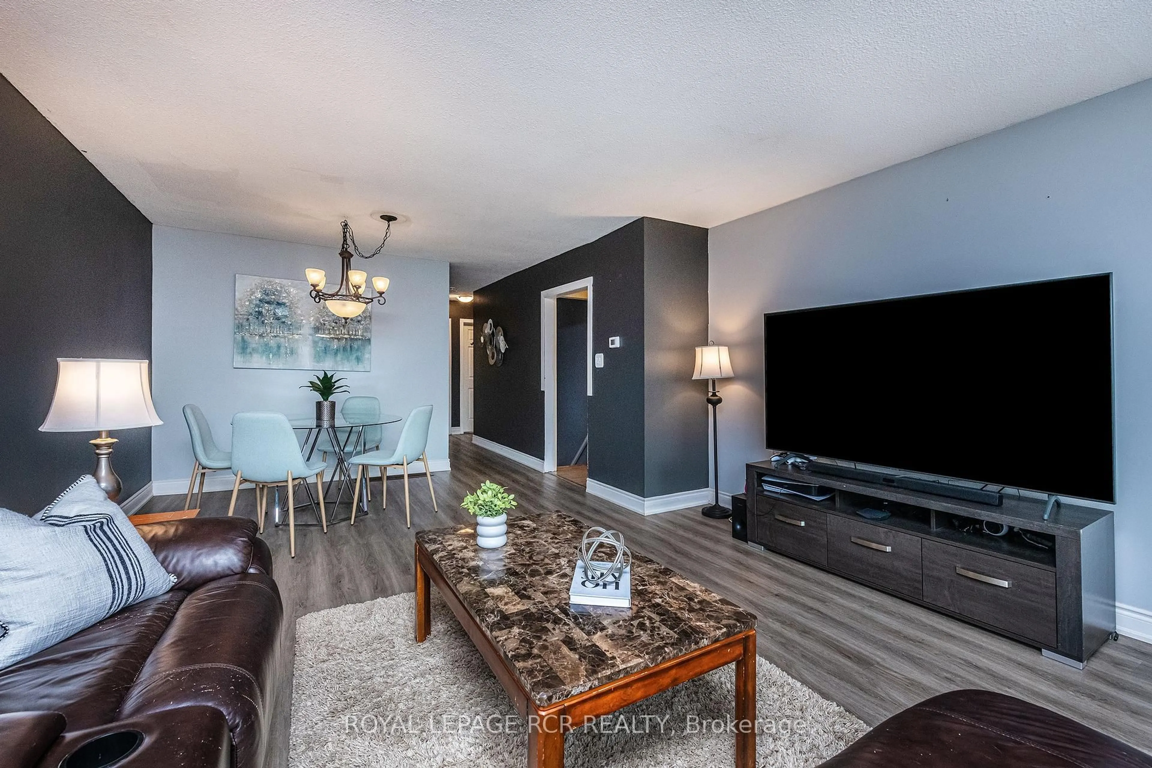 Living room with furniture, unknown for 26 Feltre Ave, Orangeville Ontario L9W 3P1