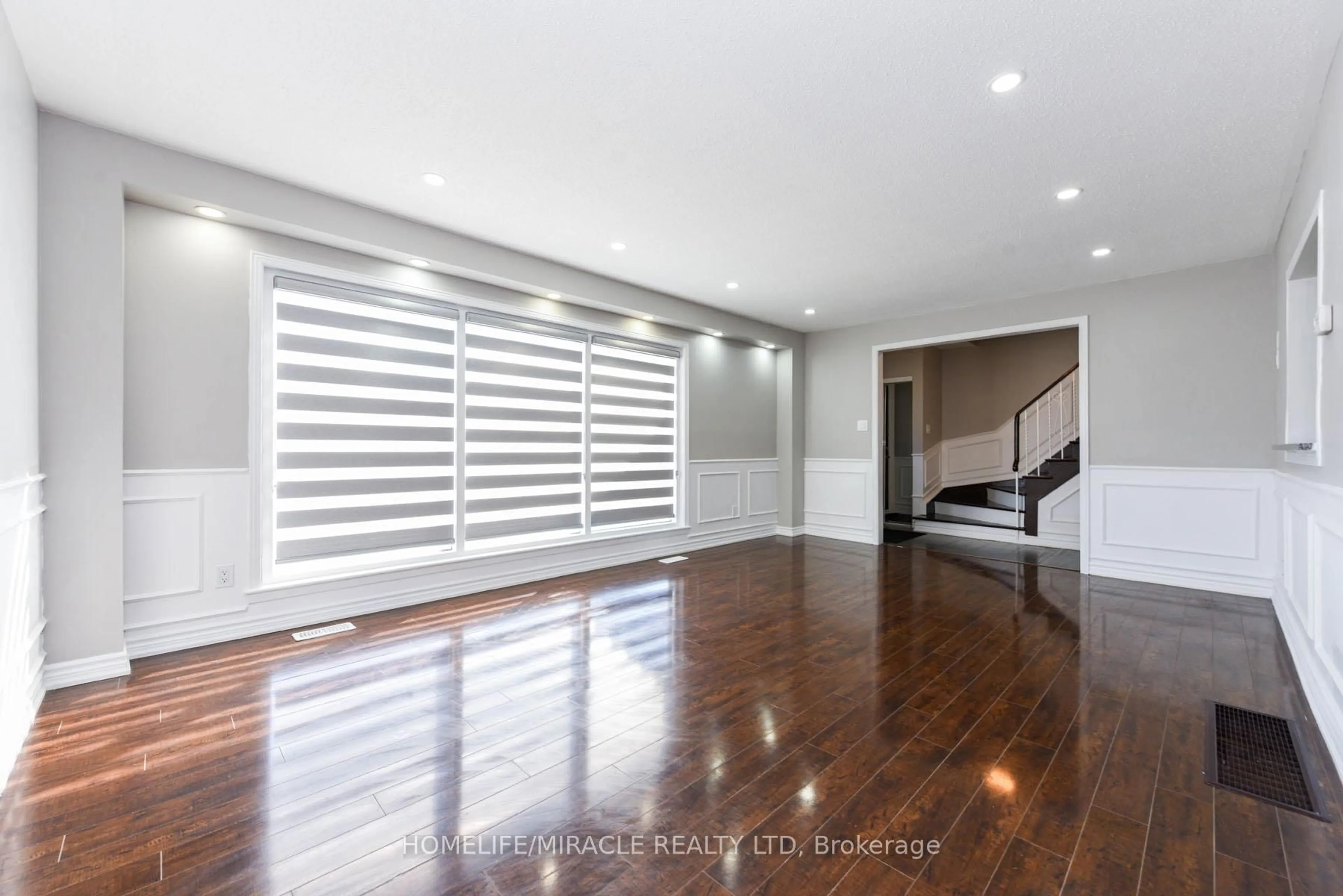 Unknown for 37 Crawley Dr, Brampton Ontario L6T 2S2