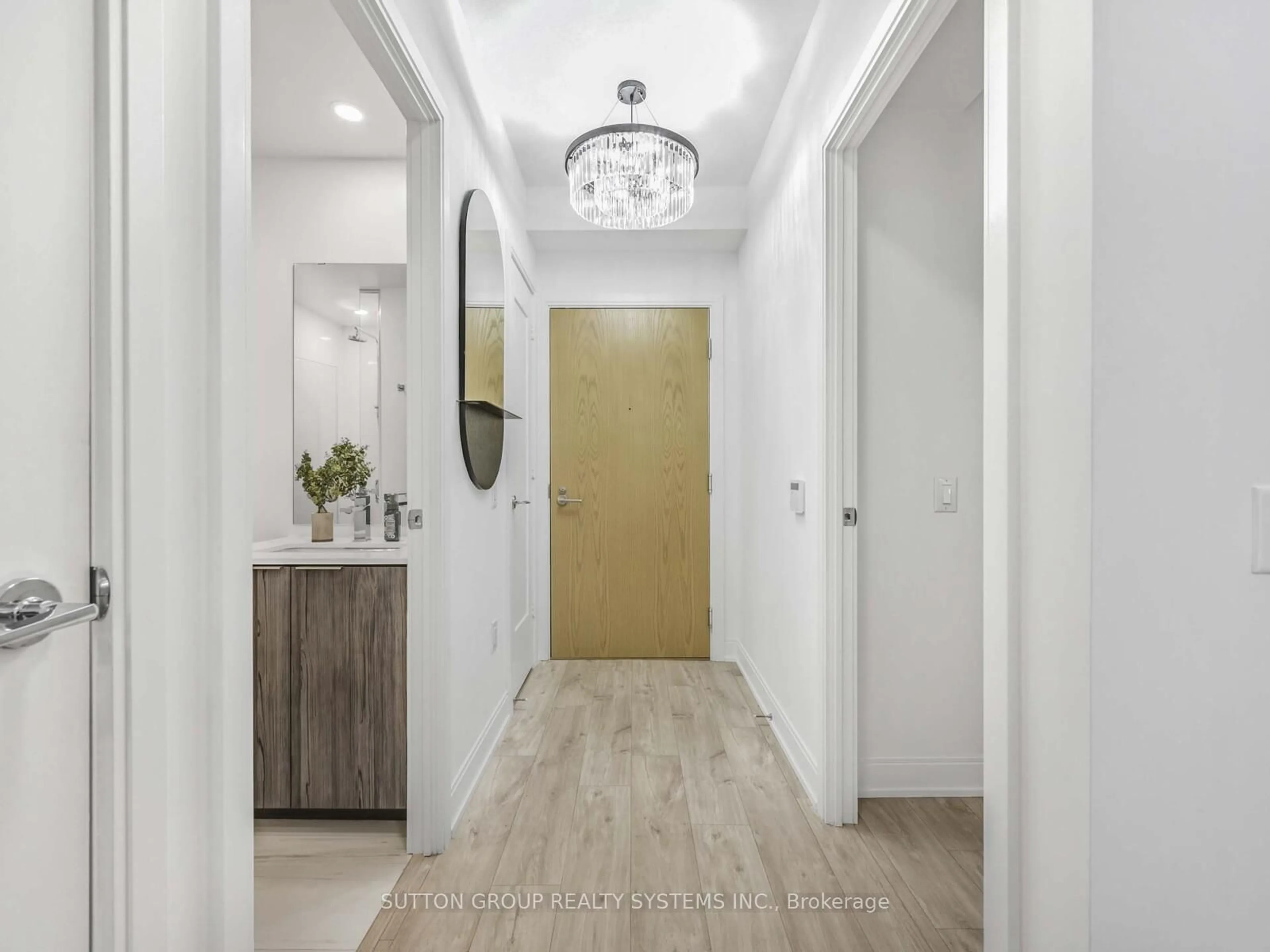 Indoor entryway for 65 Annie Craig Dr #309, Toronto Ontario M8V 0G3