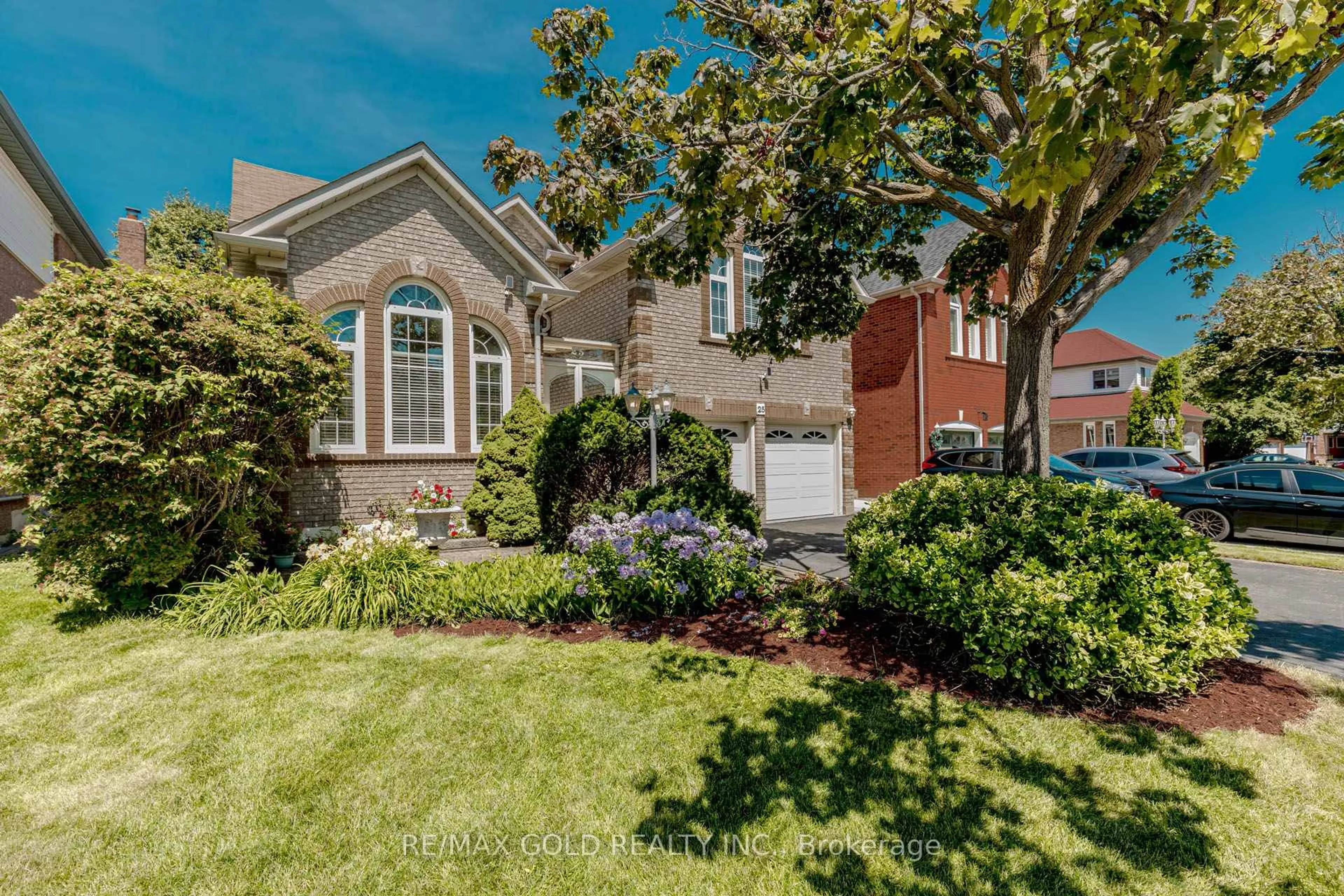 Home with brick exterior material, street for 25 Red Cedar Cres, Brampton Ontario L6R 1A8