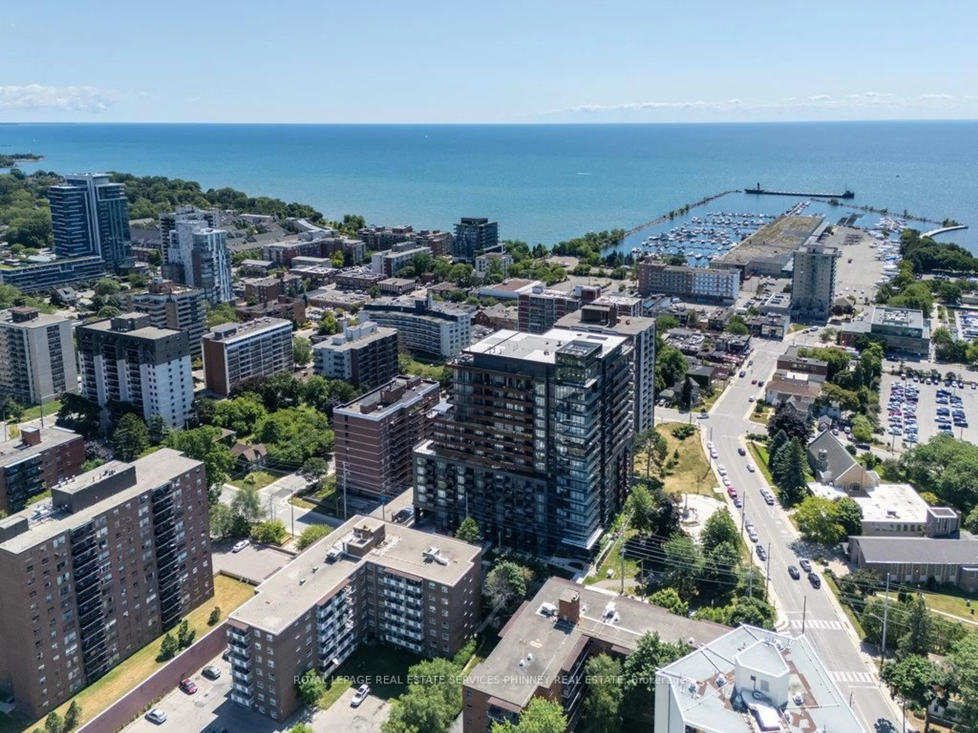 A pic from outside/outdoor area/front of a property/back of a property/a pic from drone, city buildings view from balcony for 21 Park St #1011, Mississauga Ontario L5G 1L7