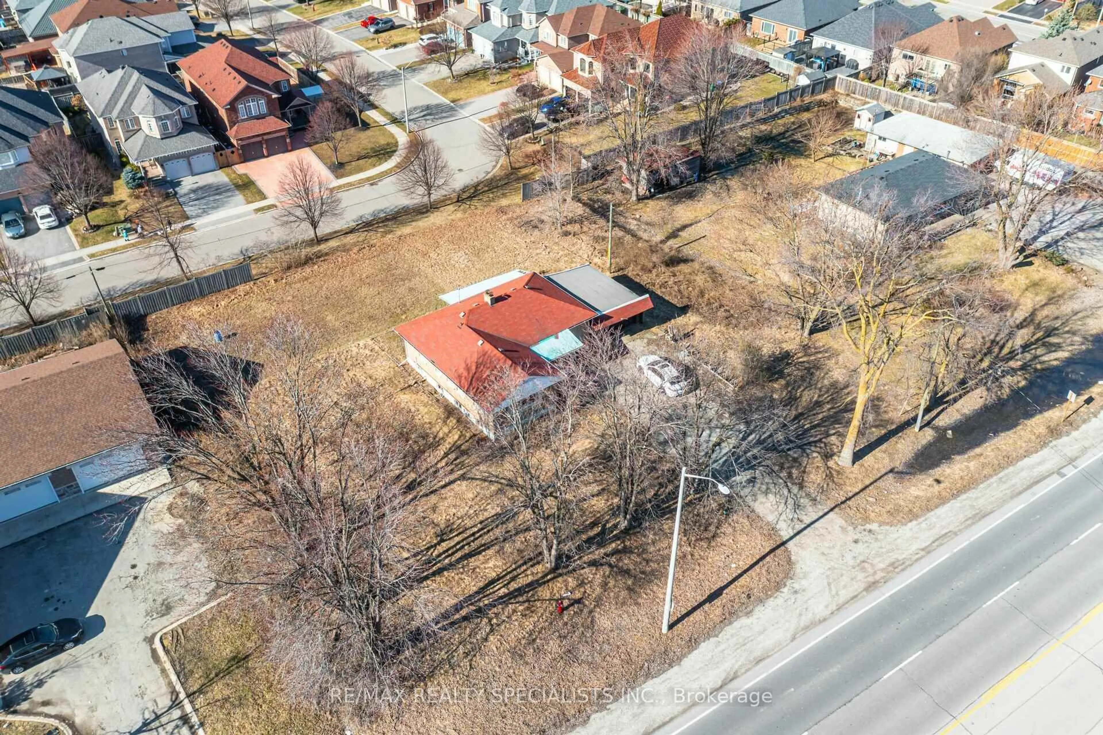 A pic from outside/outdoor area/front of a property/back of a property/a pic from drone, street for 12148 Hurontario St, Brampton Ontario L7A 1E6