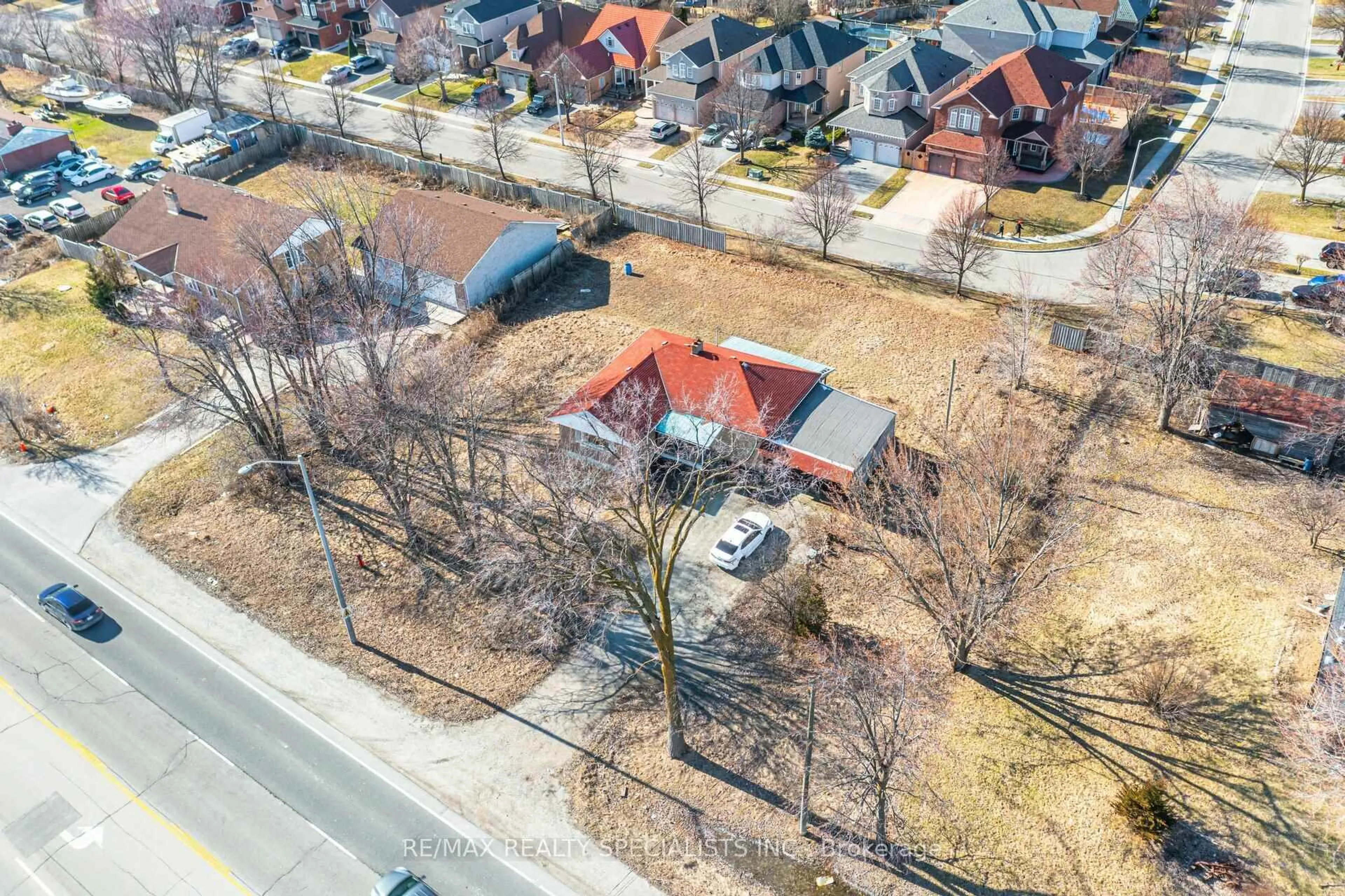 A pic from outside/outdoor area/front of a property/back of a property/a pic from drone, street for 12148 Hurontario St, Brampton Ontario L7A 1E6
