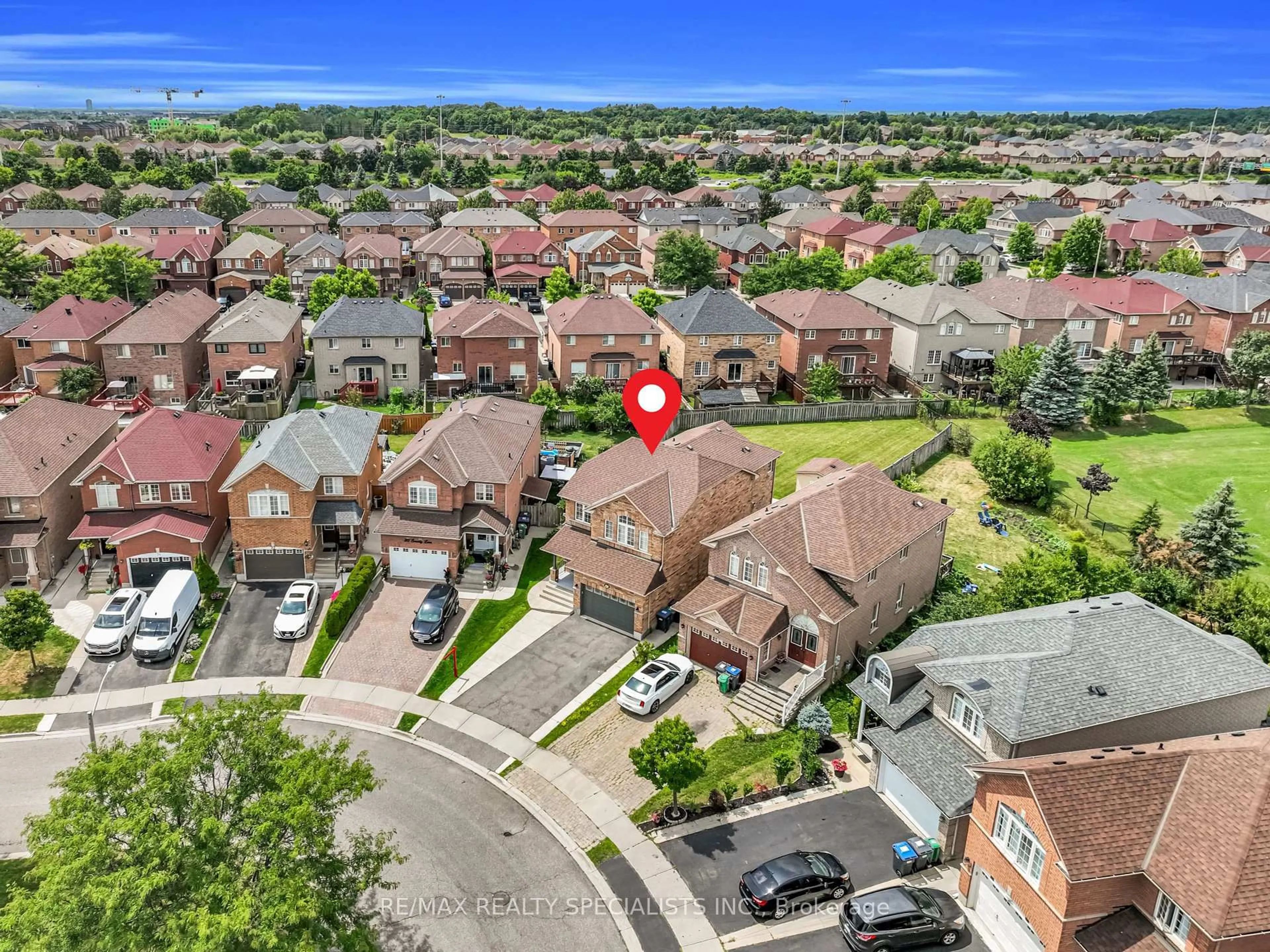 A pic from outside/outdoor area/front of a property/back of a property/a pic from drone, street for 28 Serenity Lane, Brampton Ontario L6R 2T1