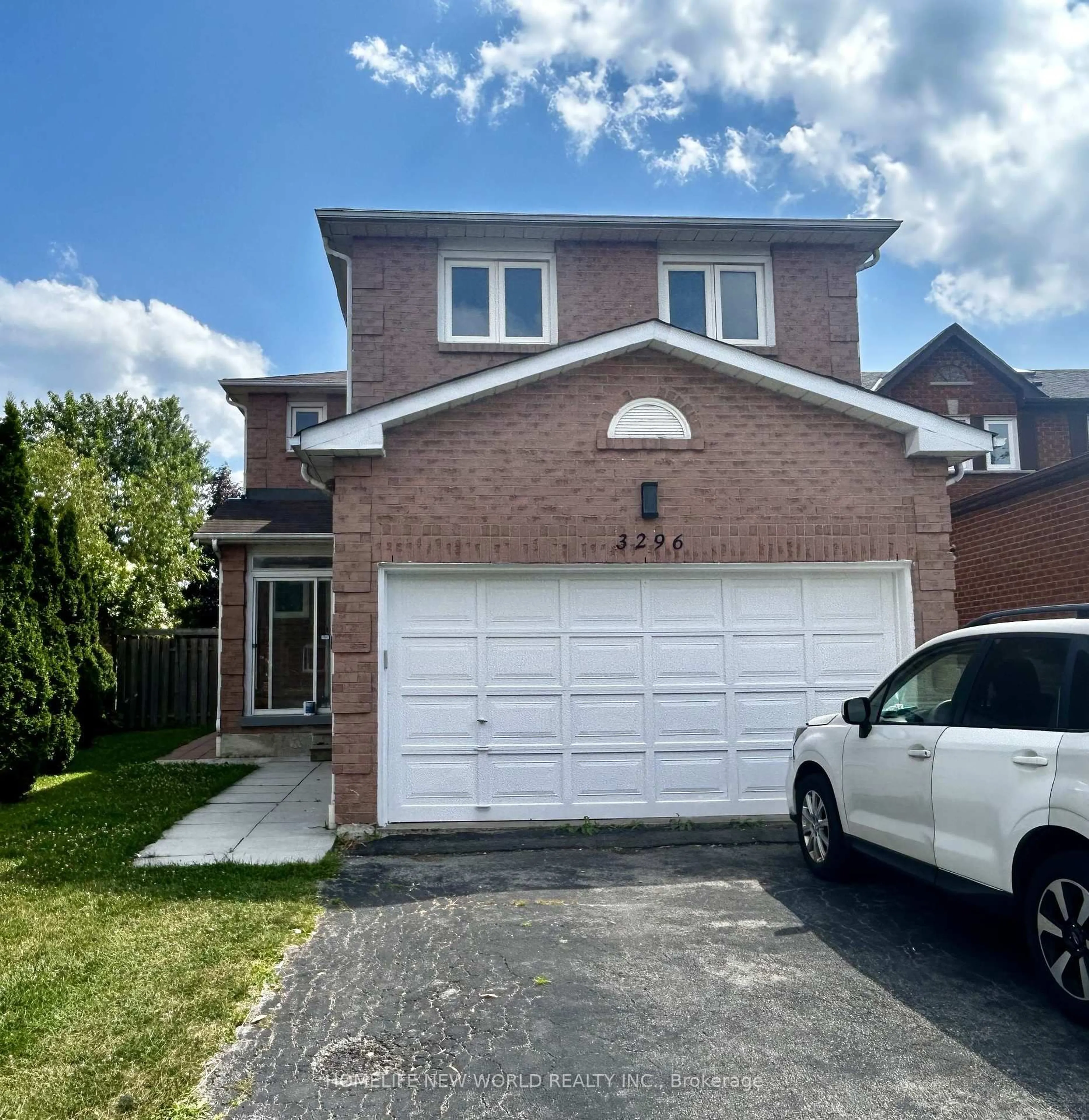 Home with brick exterior material, street for 3296 Pilcom Cres, Mississauga Ontario L5B 3X4