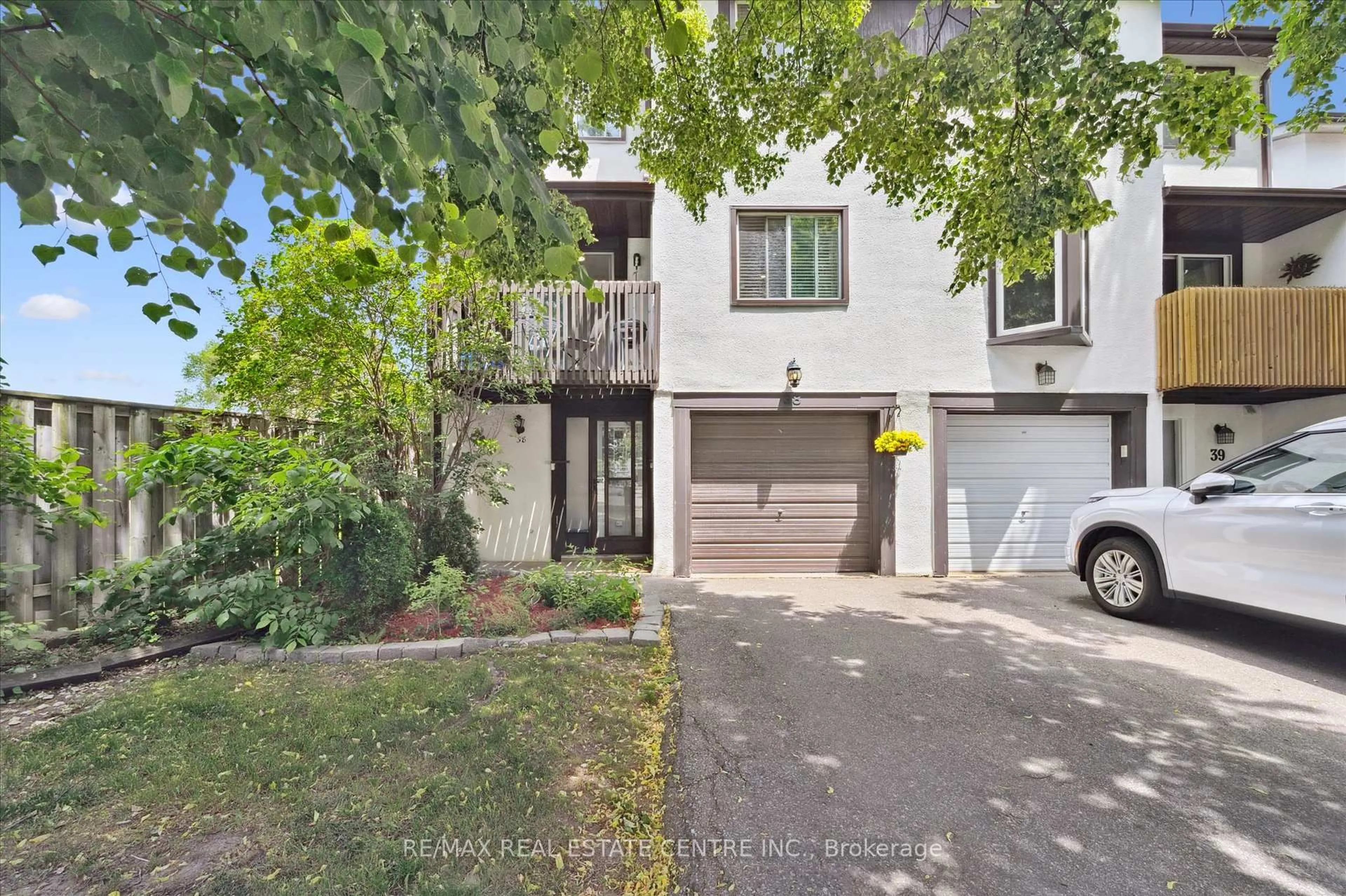 Unknown for 2651 Aquitaine Ave #38, Mississauga Ontario L5N 1V5