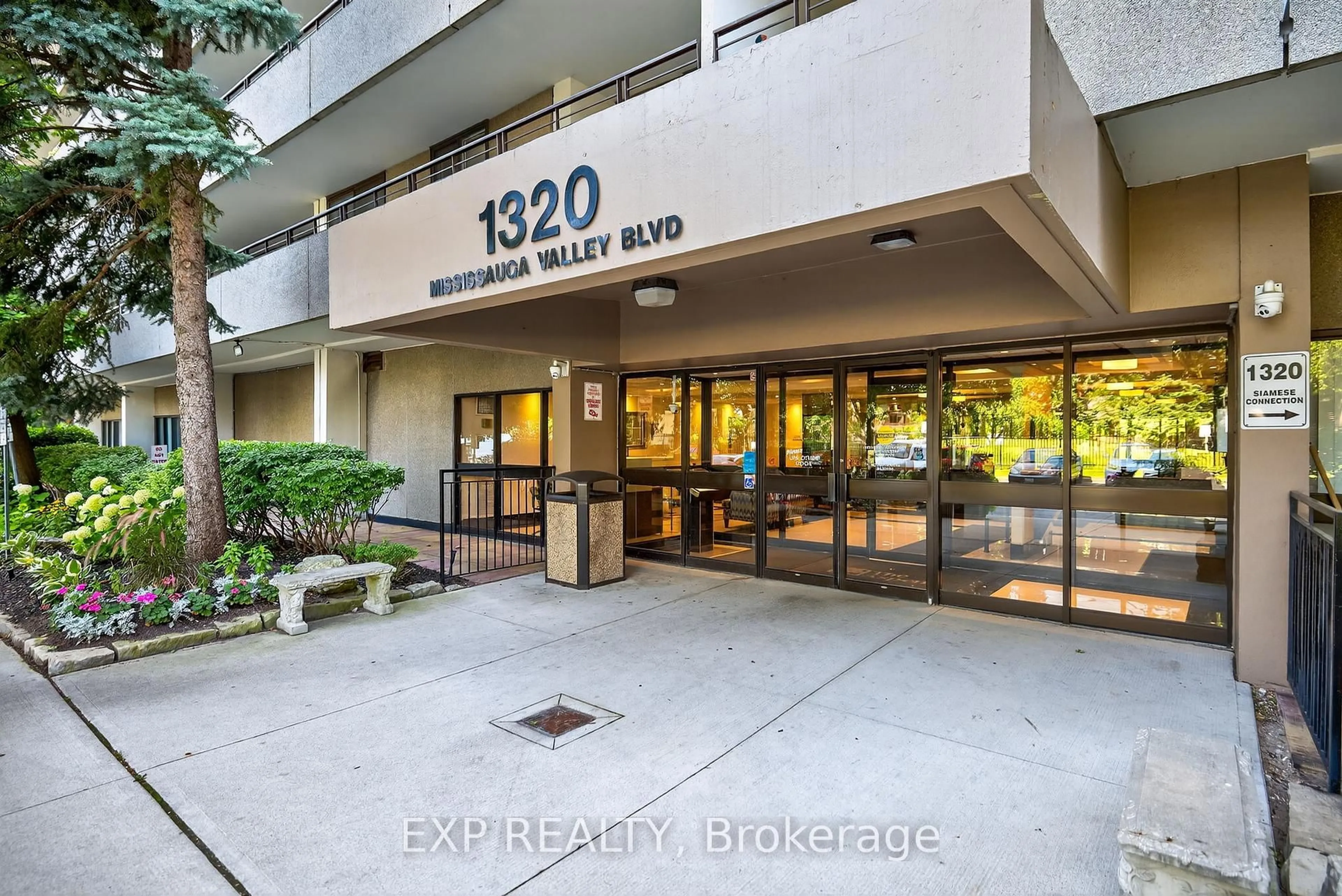 Unknown for 1320 Mississauga Valley Blvd #712, Mississauga Ontario L5A 3S8