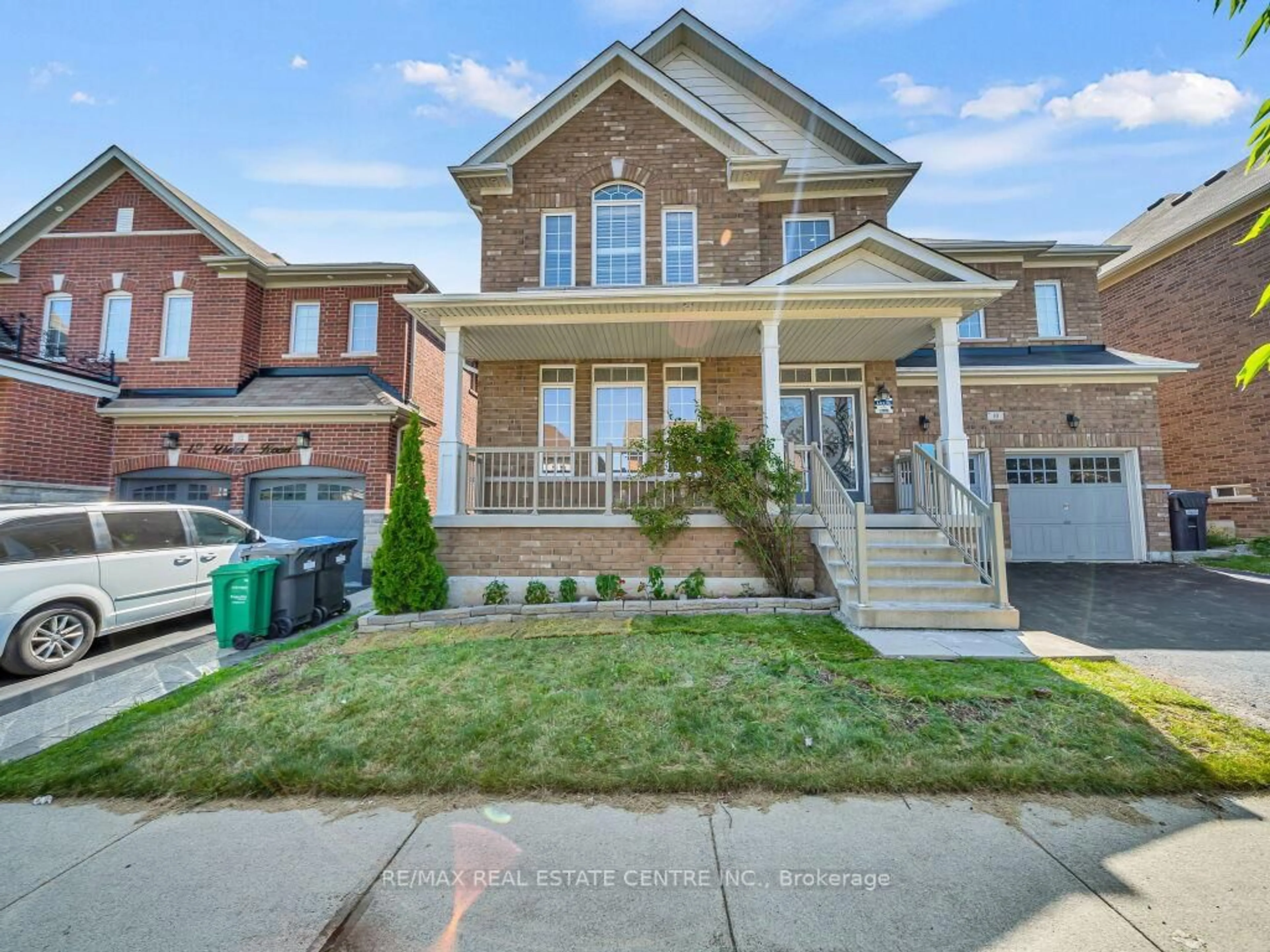 Home with brick exterior material, street for 10 Vidal Rd, Brampton Ontario L6Y 2X7