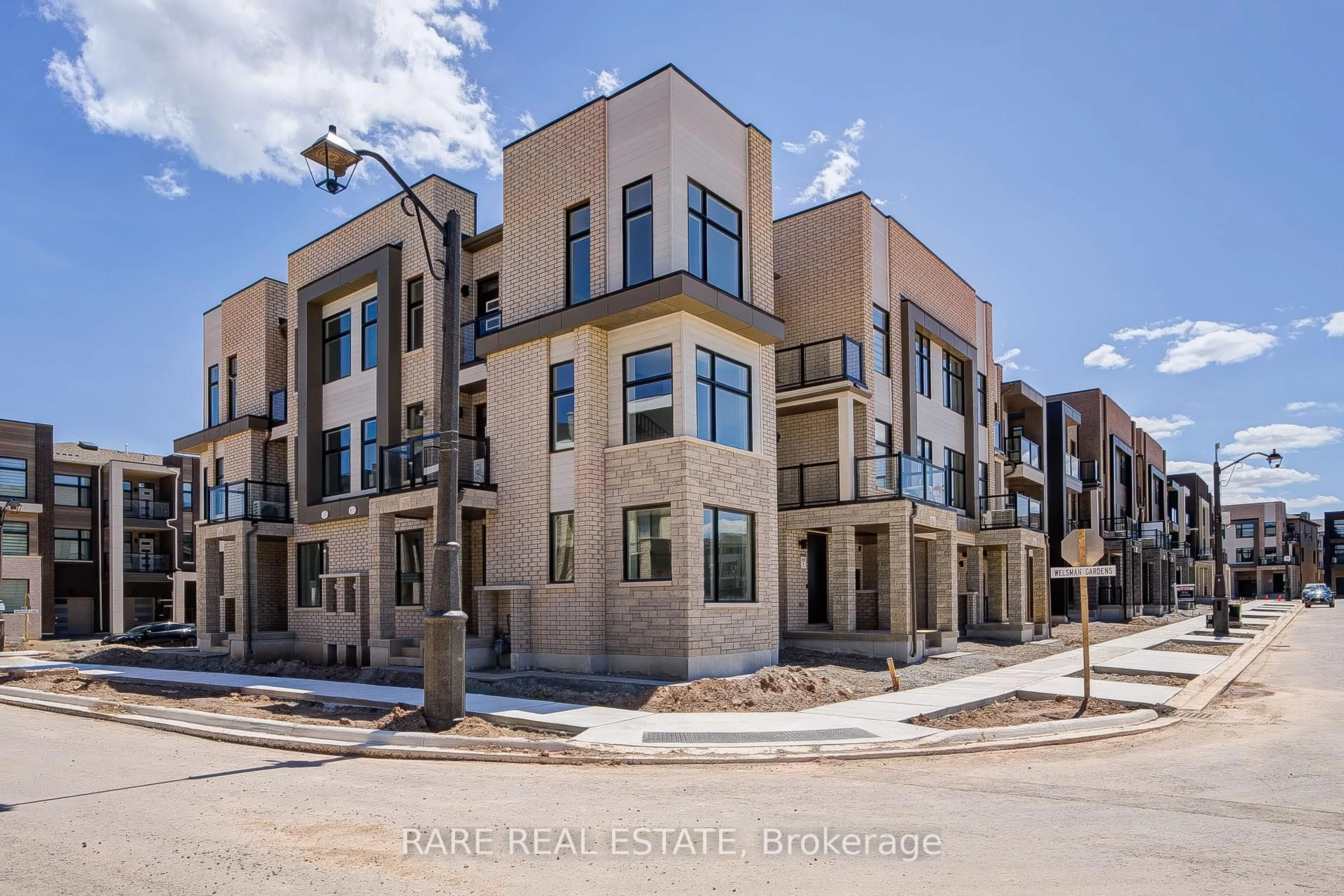 Unknown for 3076 Welsman Gdns, Oakville Ontario L6H 7Z2
