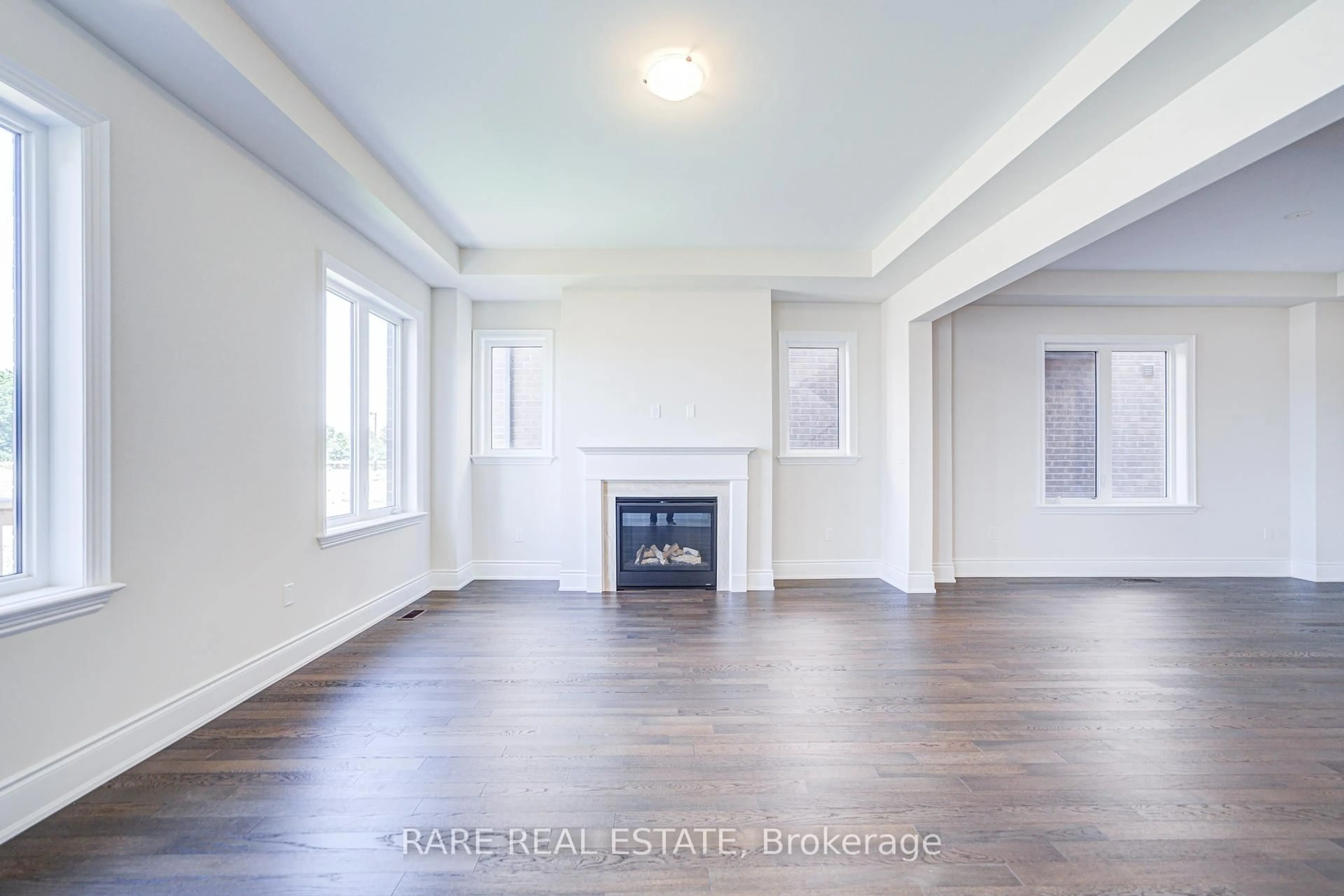 A pic of a room for 3277 Dove Dr, Oakville Ontario L6H 3W9