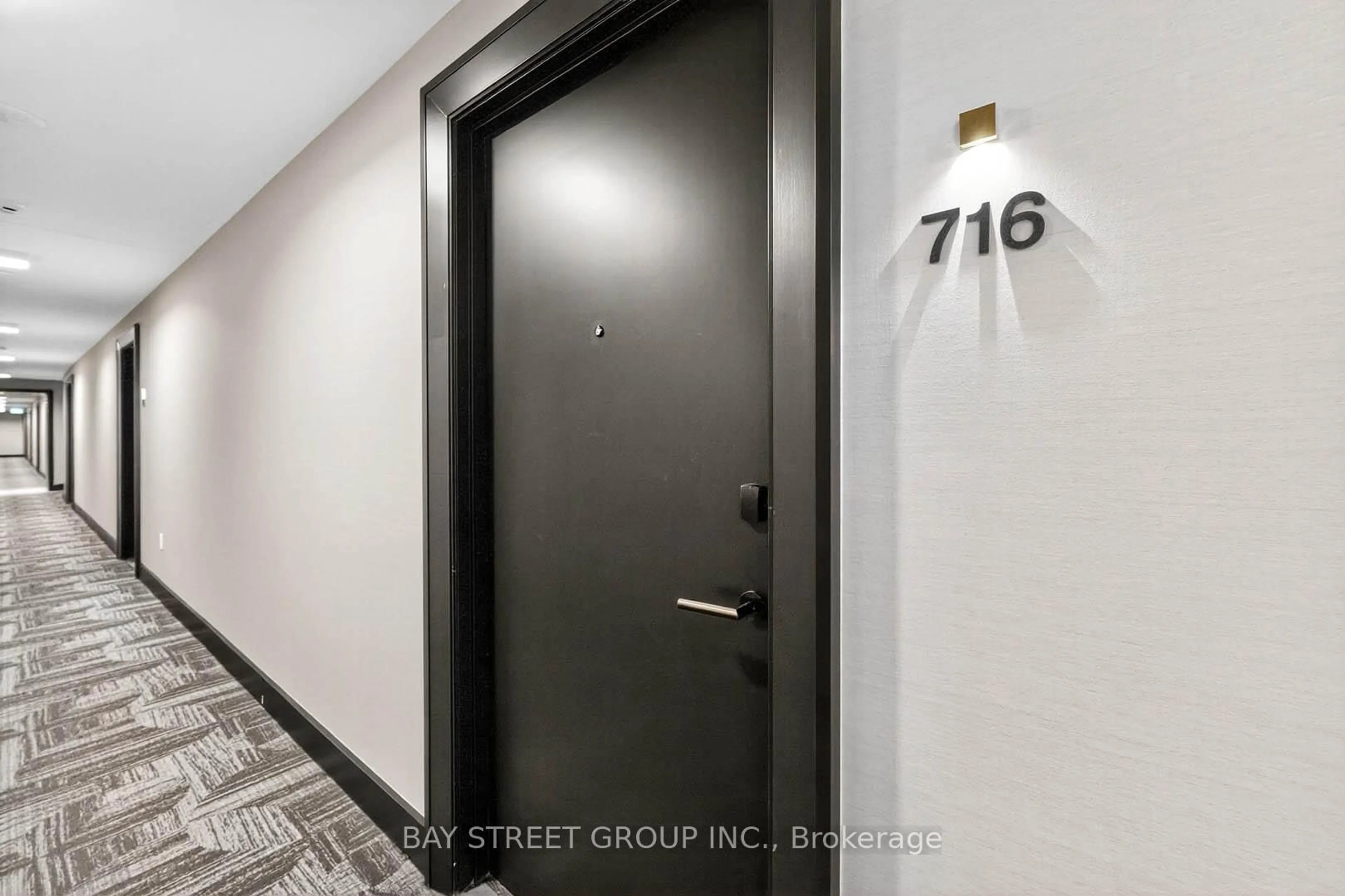 Unknown for 2343 Khalsa Gate #716, Oakville Ontario L6M 5R6