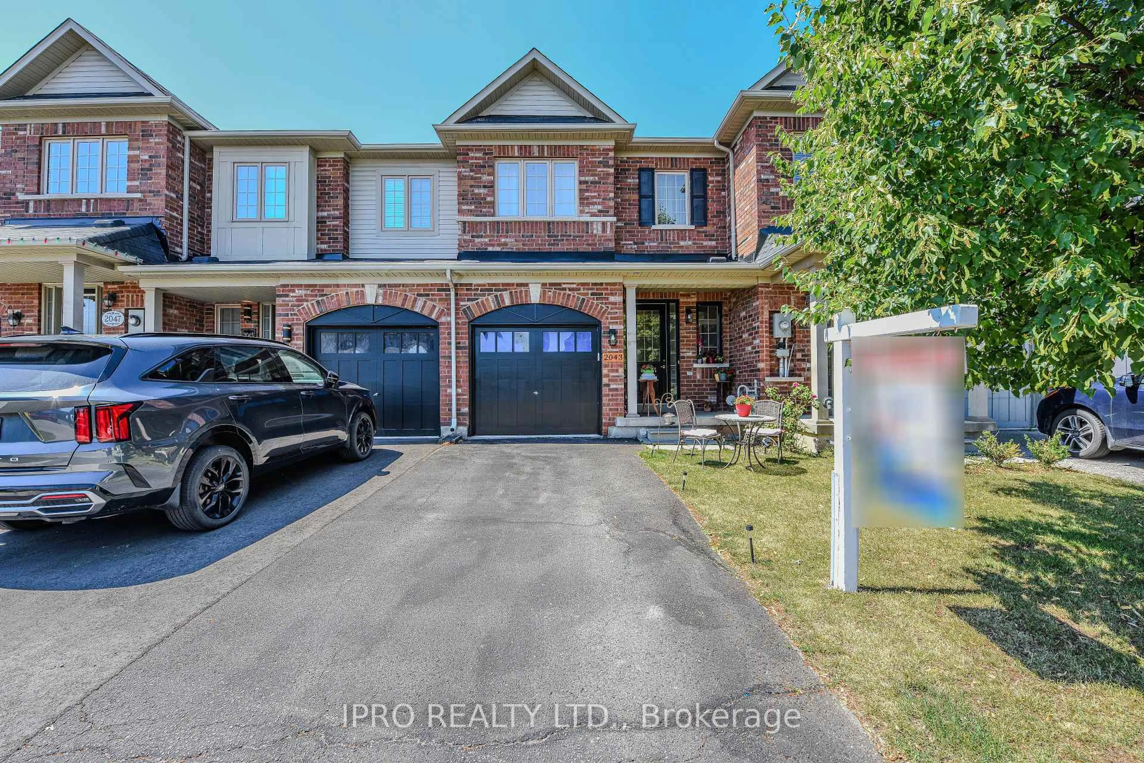 Home with brick exterior material, street for 2043 Fiddlers Way, Oakville Ontario L6M 0M4