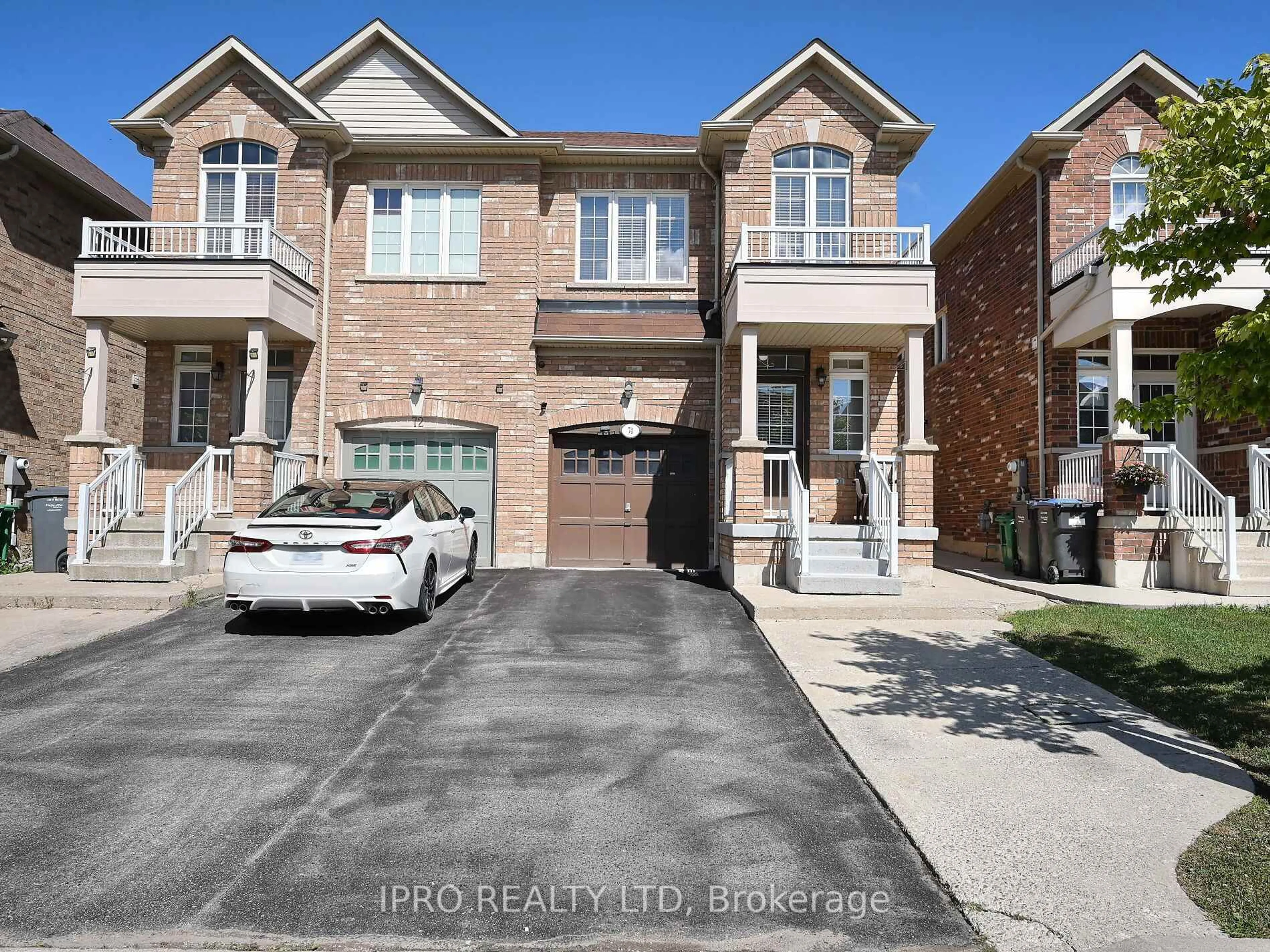 Home with brick exterior material, street for 74 Crumlin Cres, Brampton Ontario L6X 0Y3