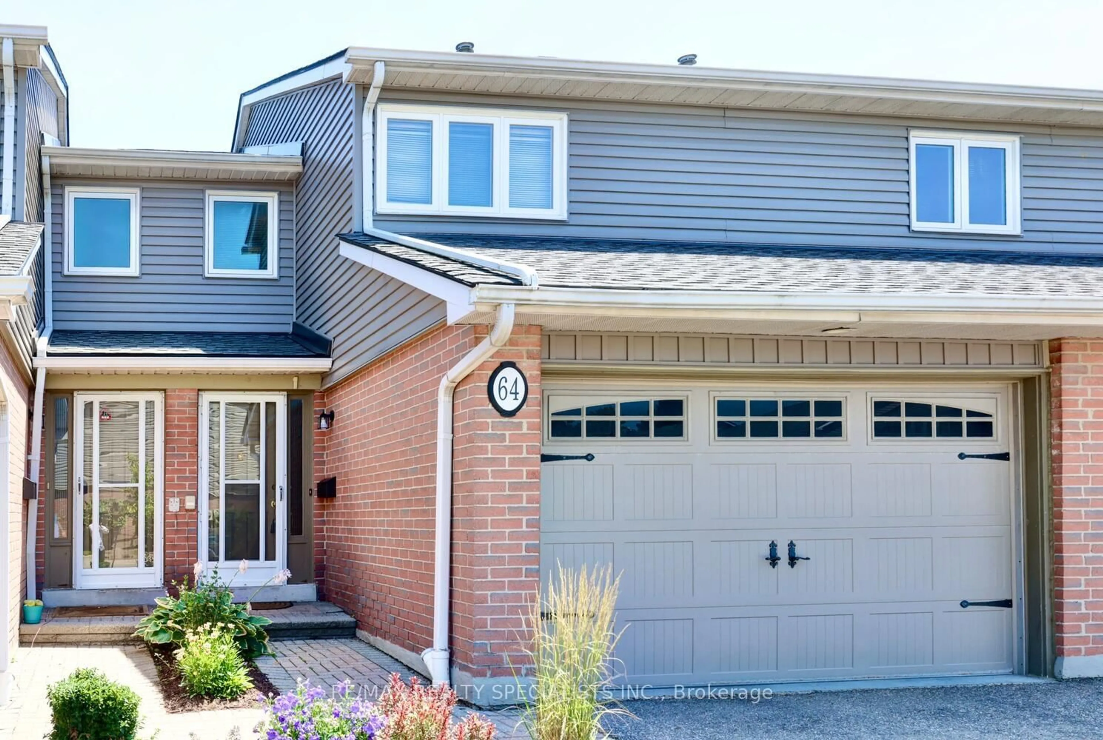 Home with brick exterior material, street for 3125 Fifth Line #64, Mississauga Ontario L5L 3S8