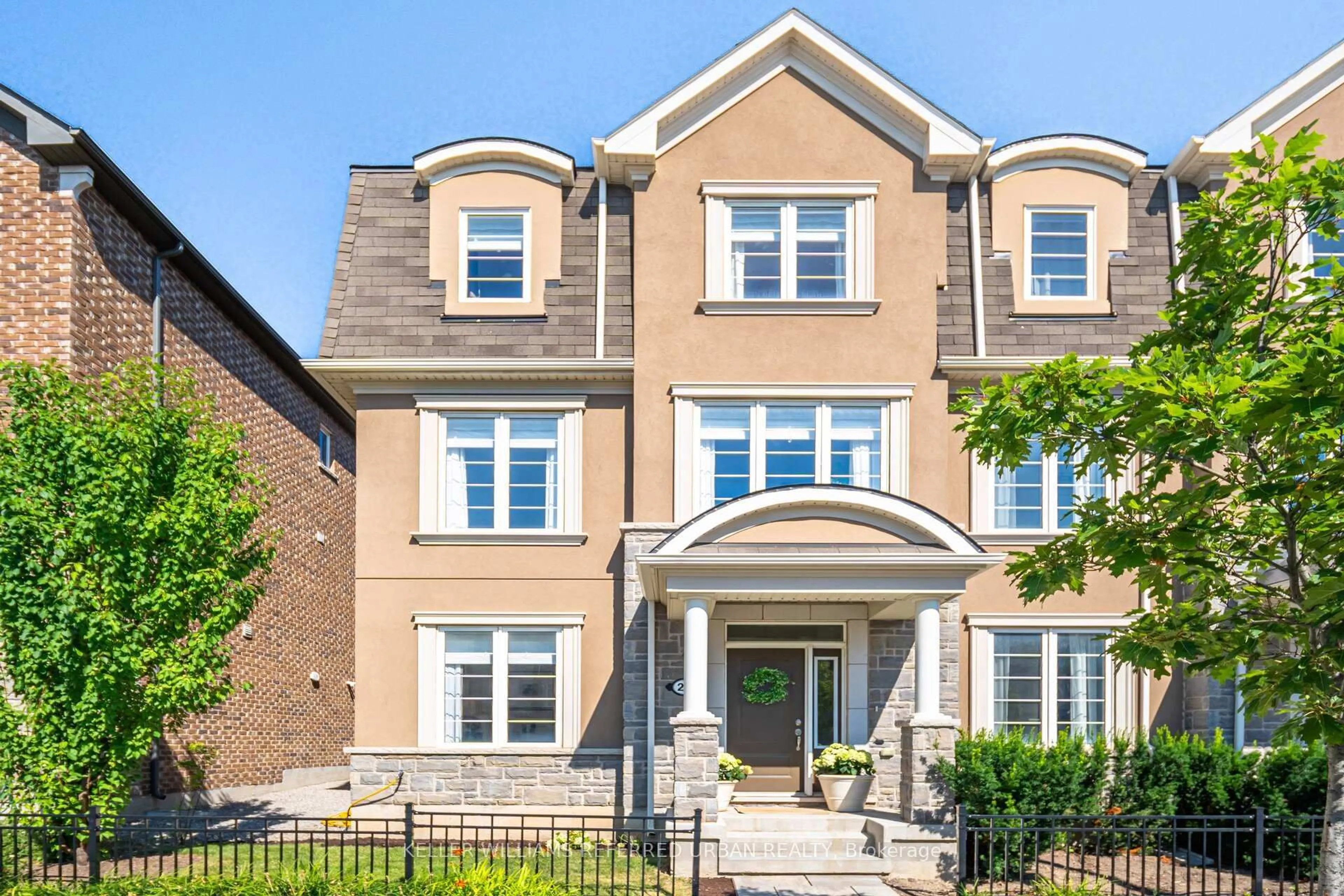 Home with brick exterior material, street for 1222 Rose Way #28, Milton Ontario L9E 1P2