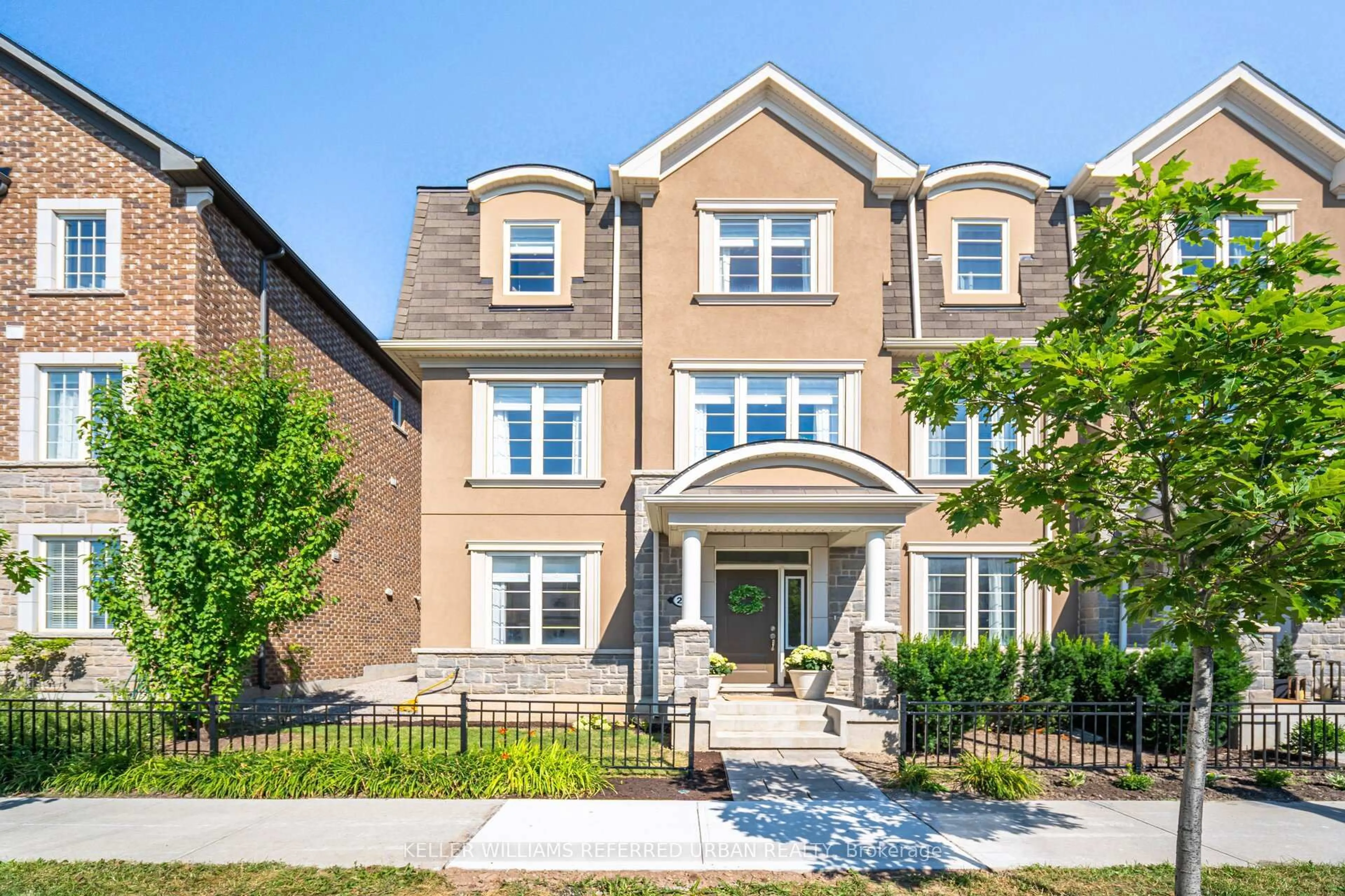 Home with brick exterior material, street for 1222 Rose Way #28, Milton Ontario L9E 1P2