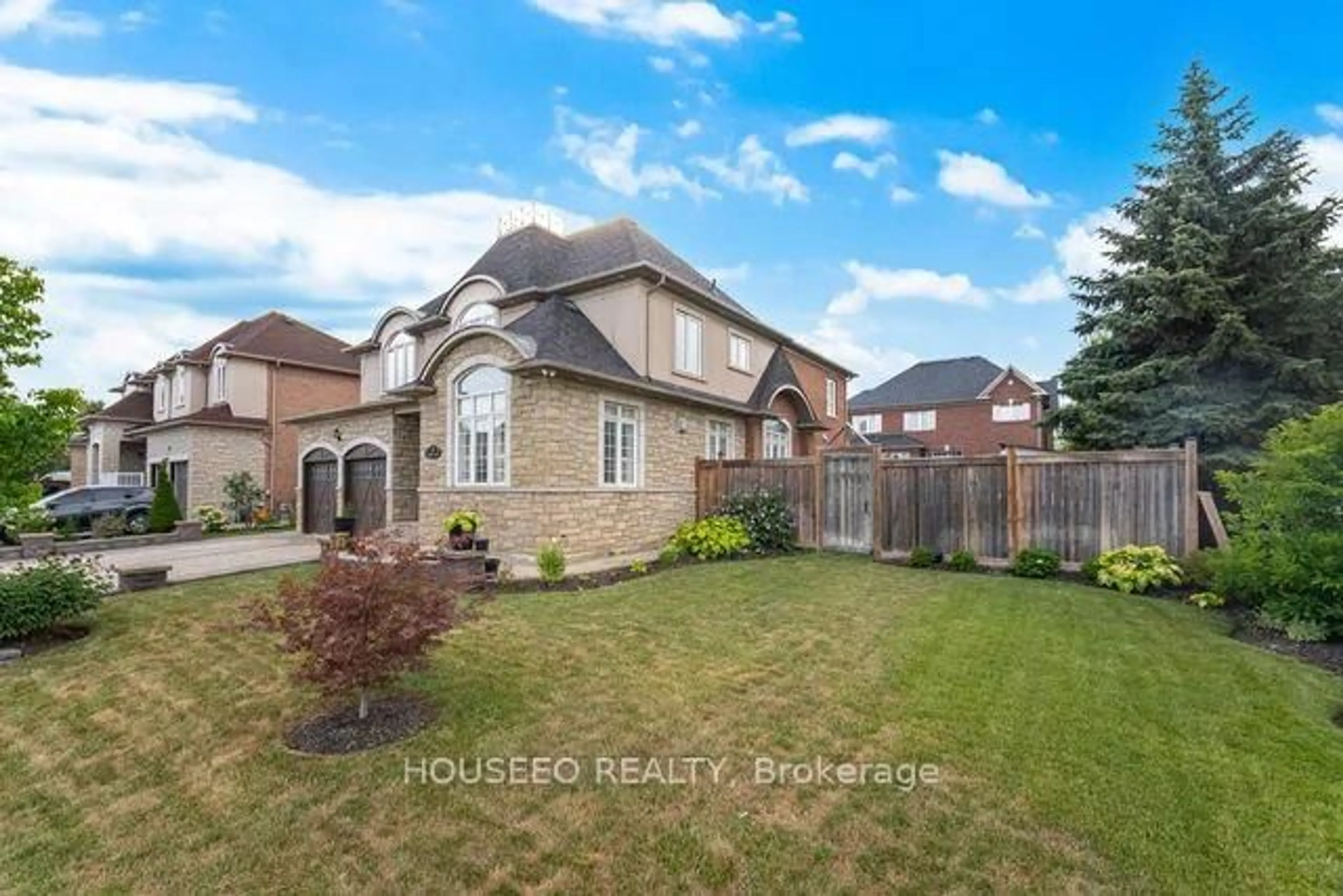 Unknown for 2 Richgrove Dr, Brampton Ontario L6P 1X1