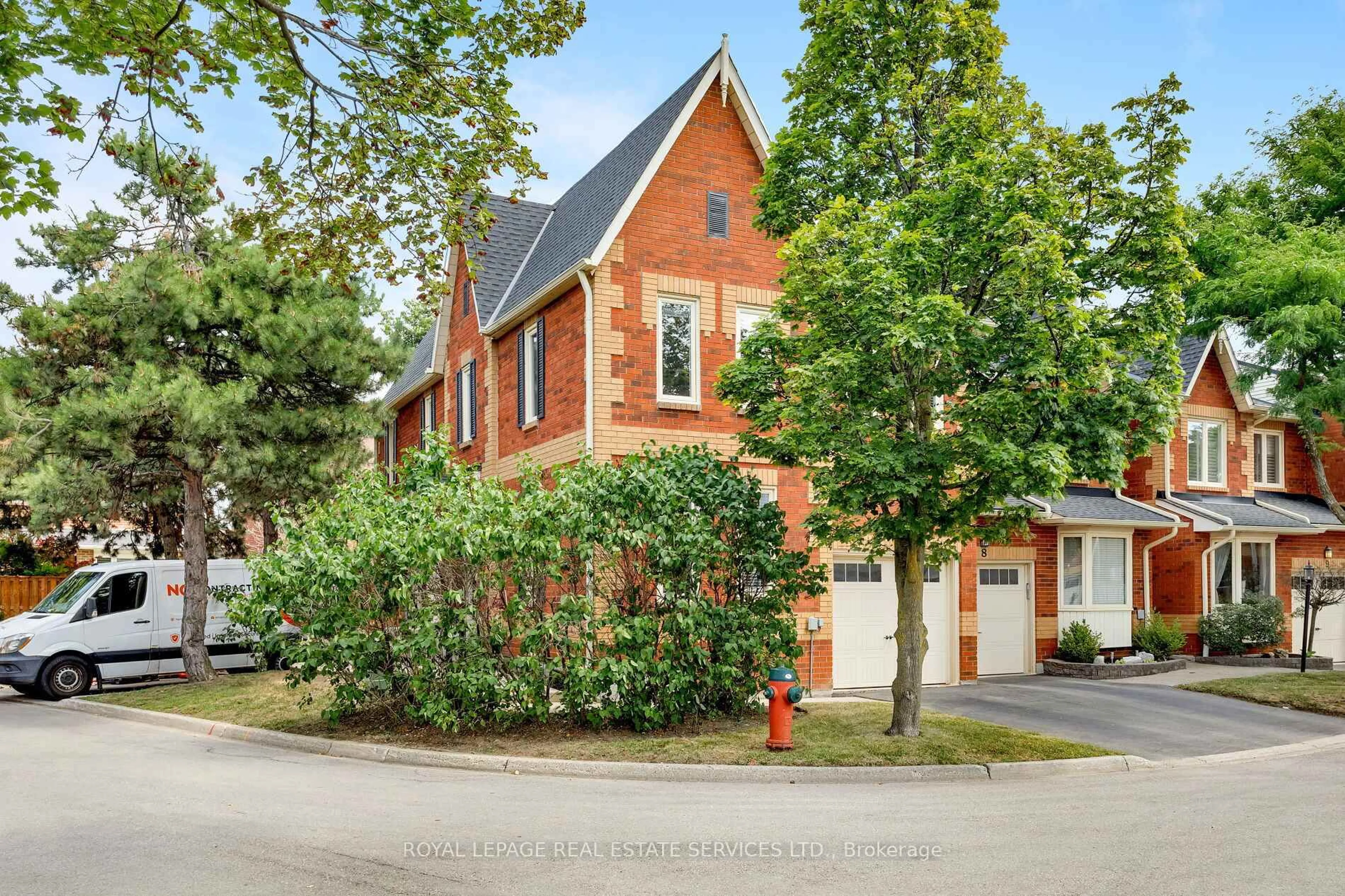 Home with brick exterior material, street for 2006 Glenada Cres #7, Oakville Ontario L6H 5R9