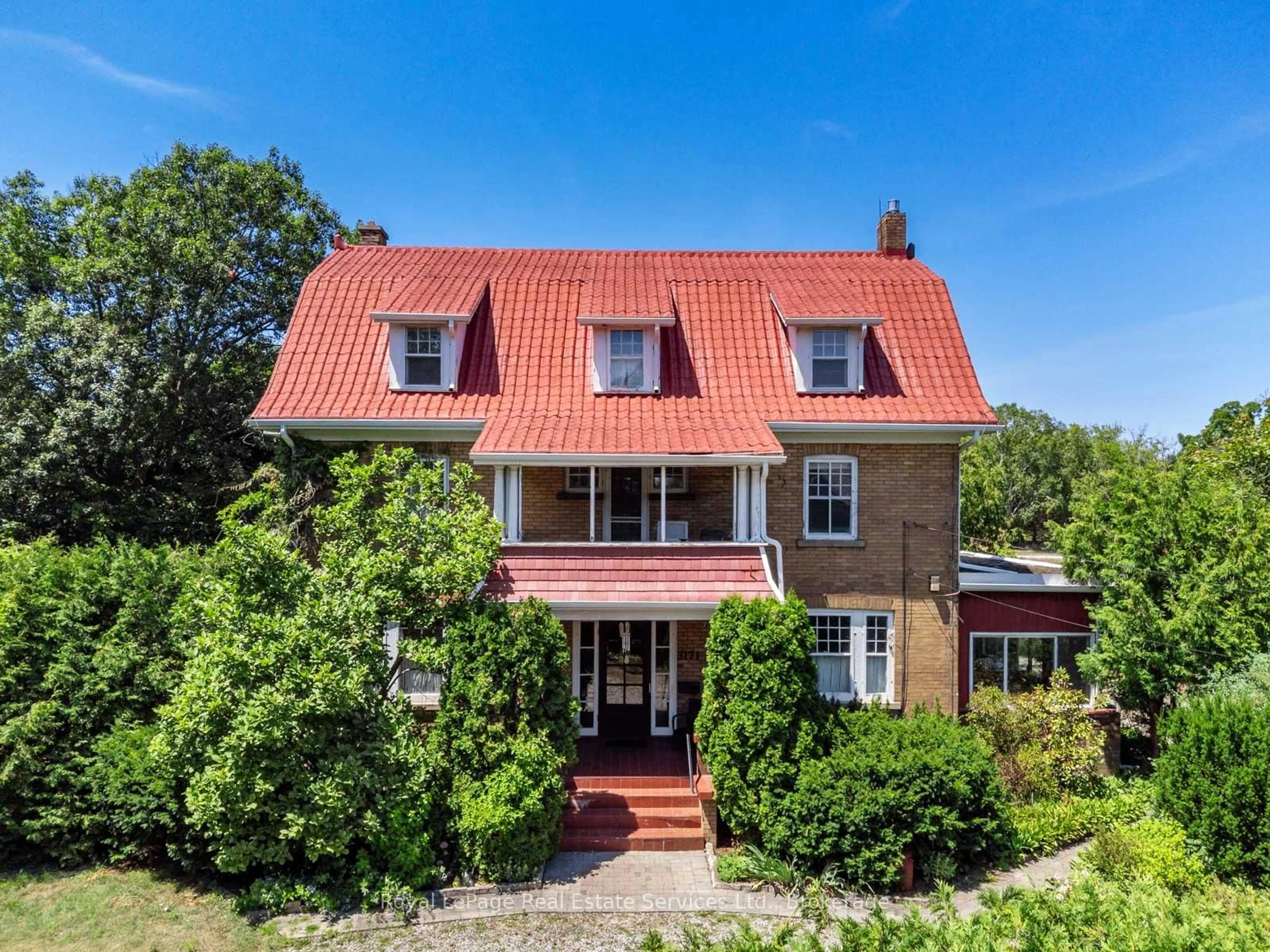 Home with brick exterior material, street for 3175 Lakeshore Rd, Oakville Ontario L6L 1J7