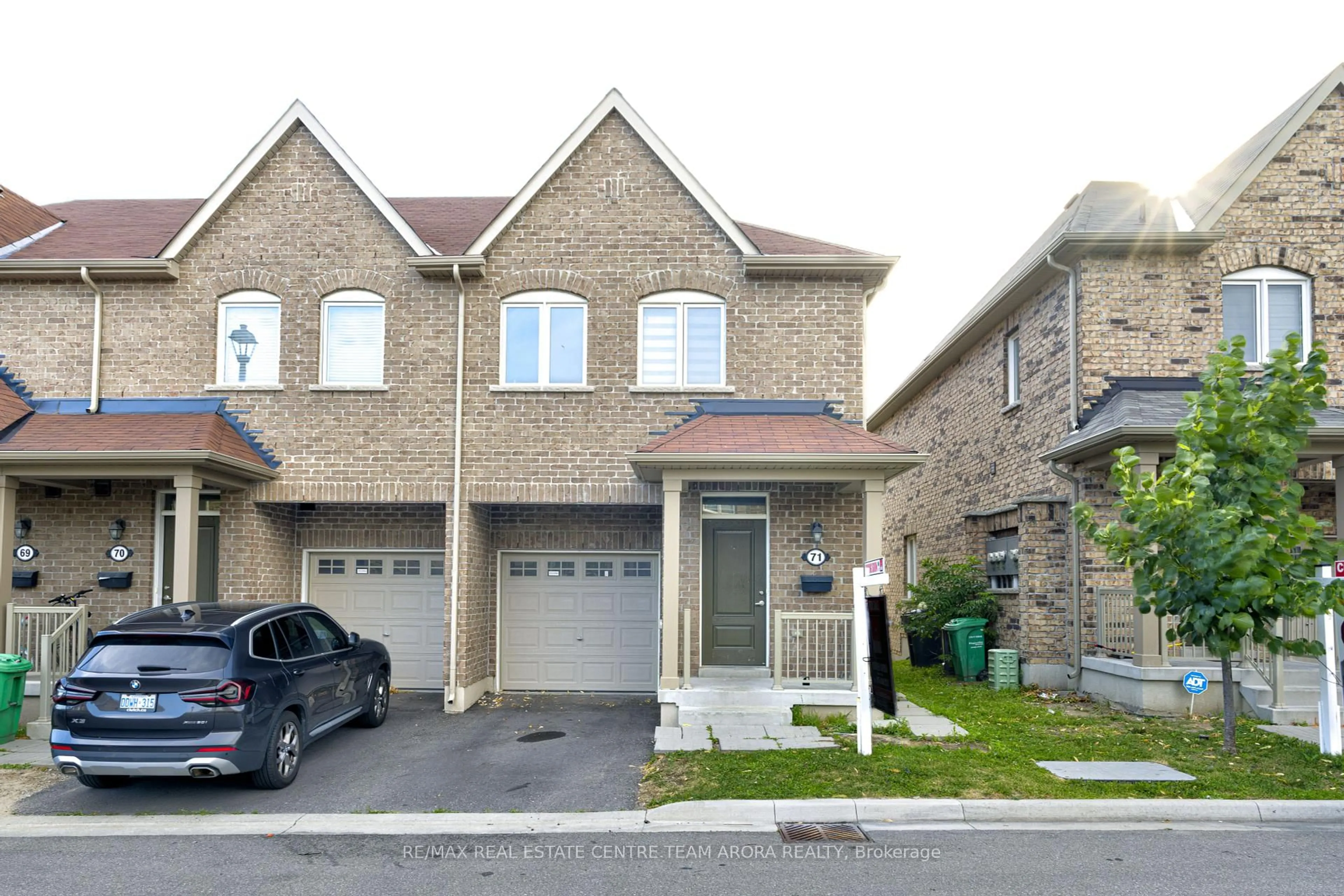Unknown for 50 Edinburgh Dr #71, Brampton Ontario L6Y 1N9