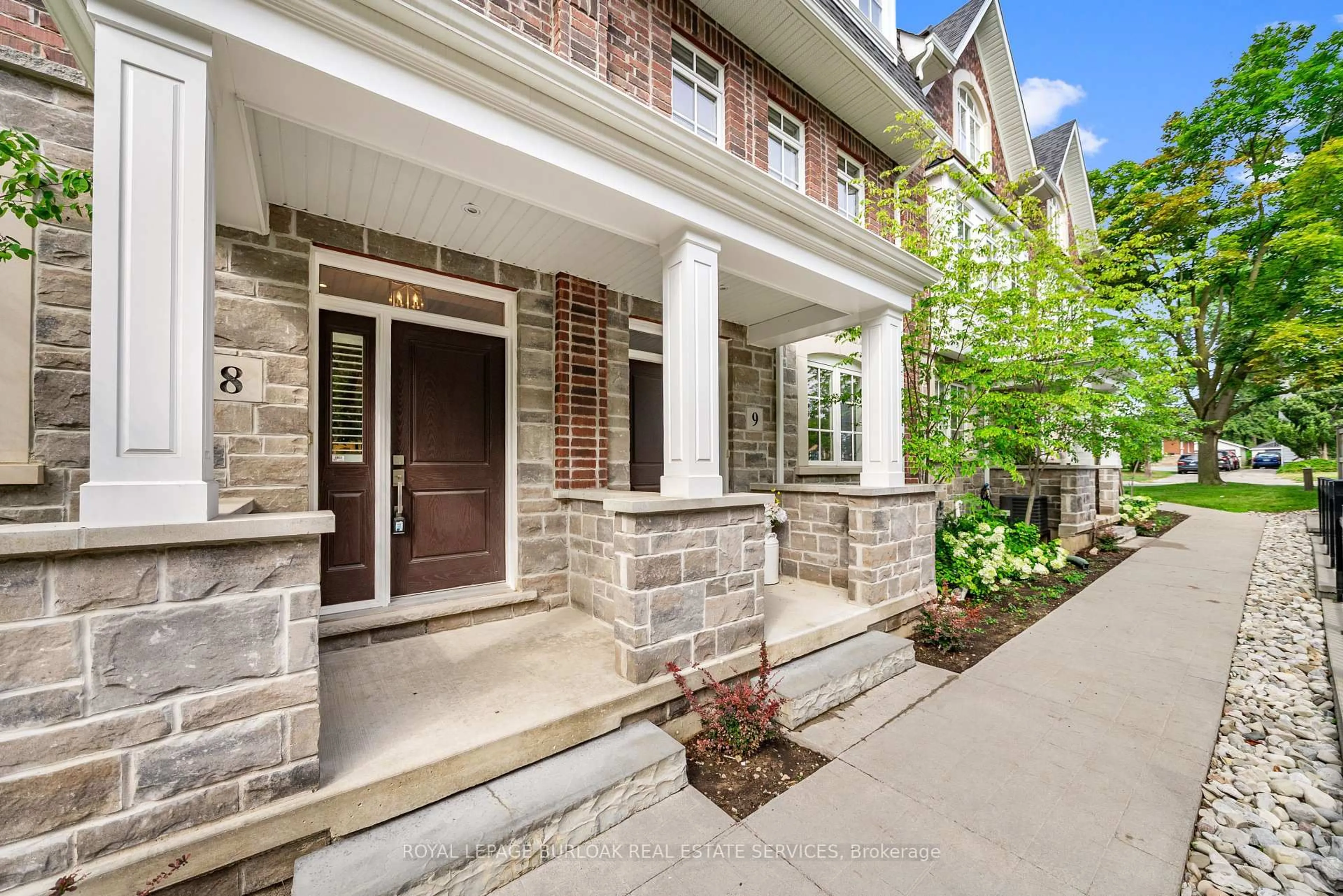 Home with brick exterior material, street for 2362 New St #8, Burlington Ontario L7R 4P8