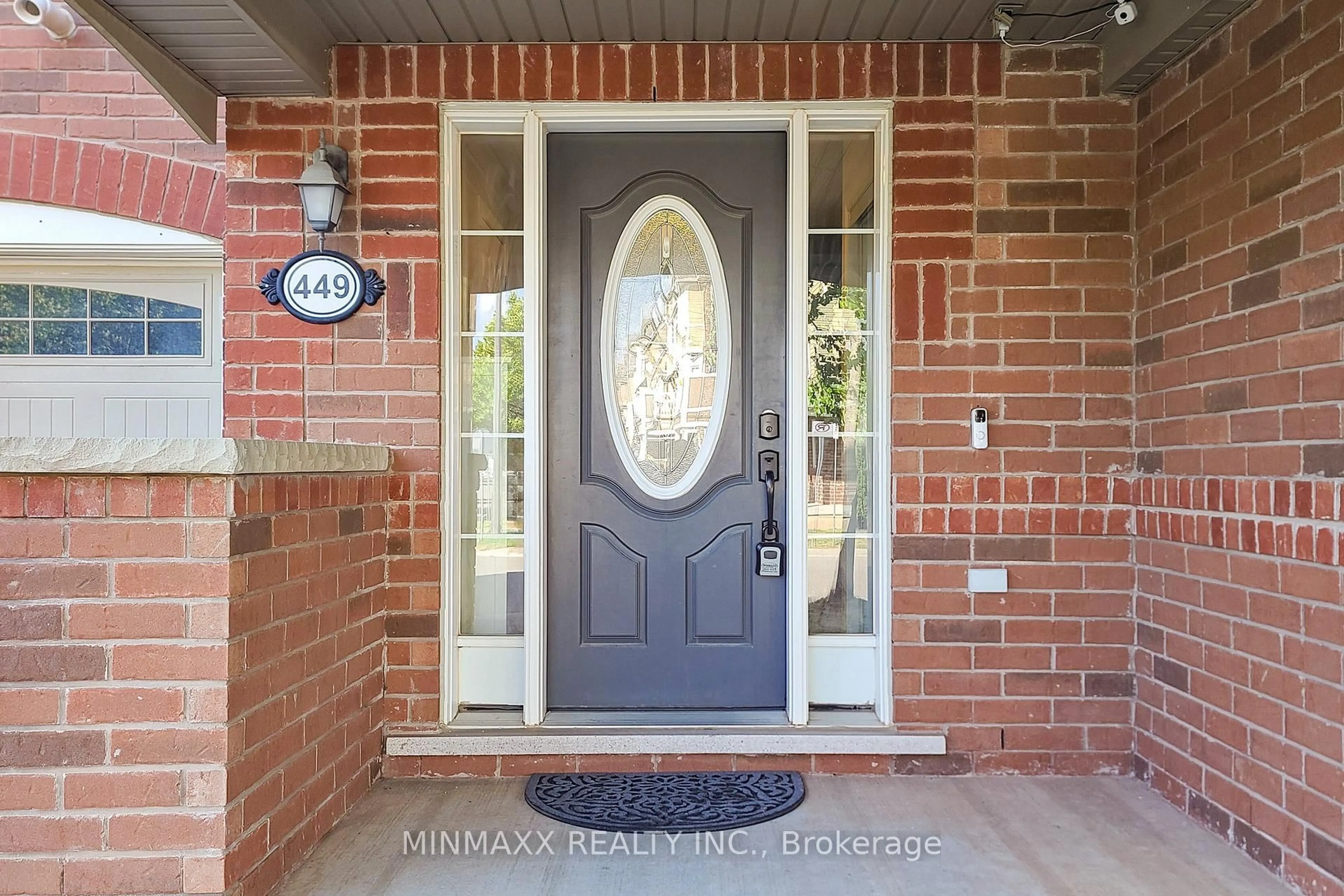 Indoor entryway for 449 DALHOUSIE Gate, Milton Ontario L9T 8G4
