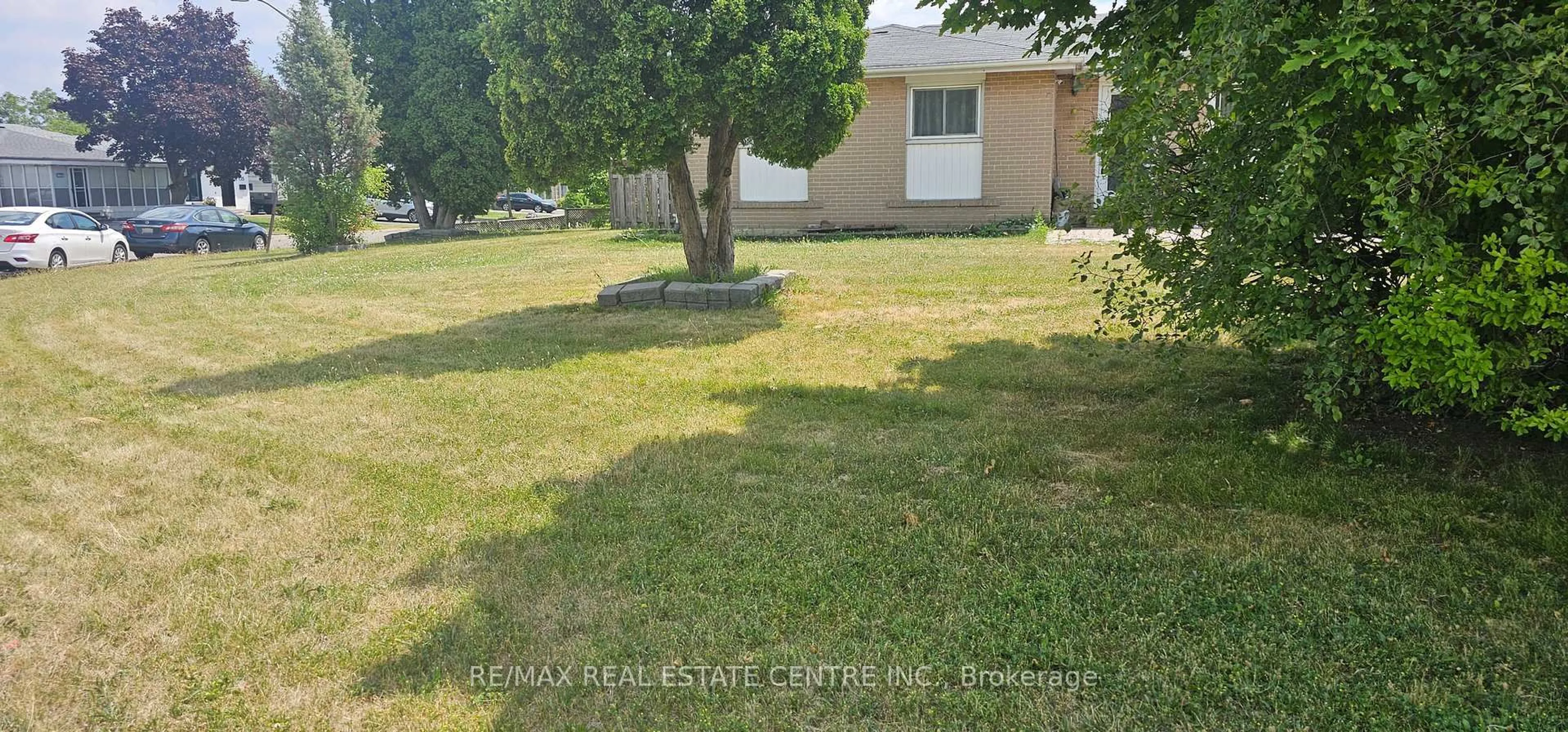 Unknown for 132 Brentwood Dr, Brampton Ontario L6T 1R2