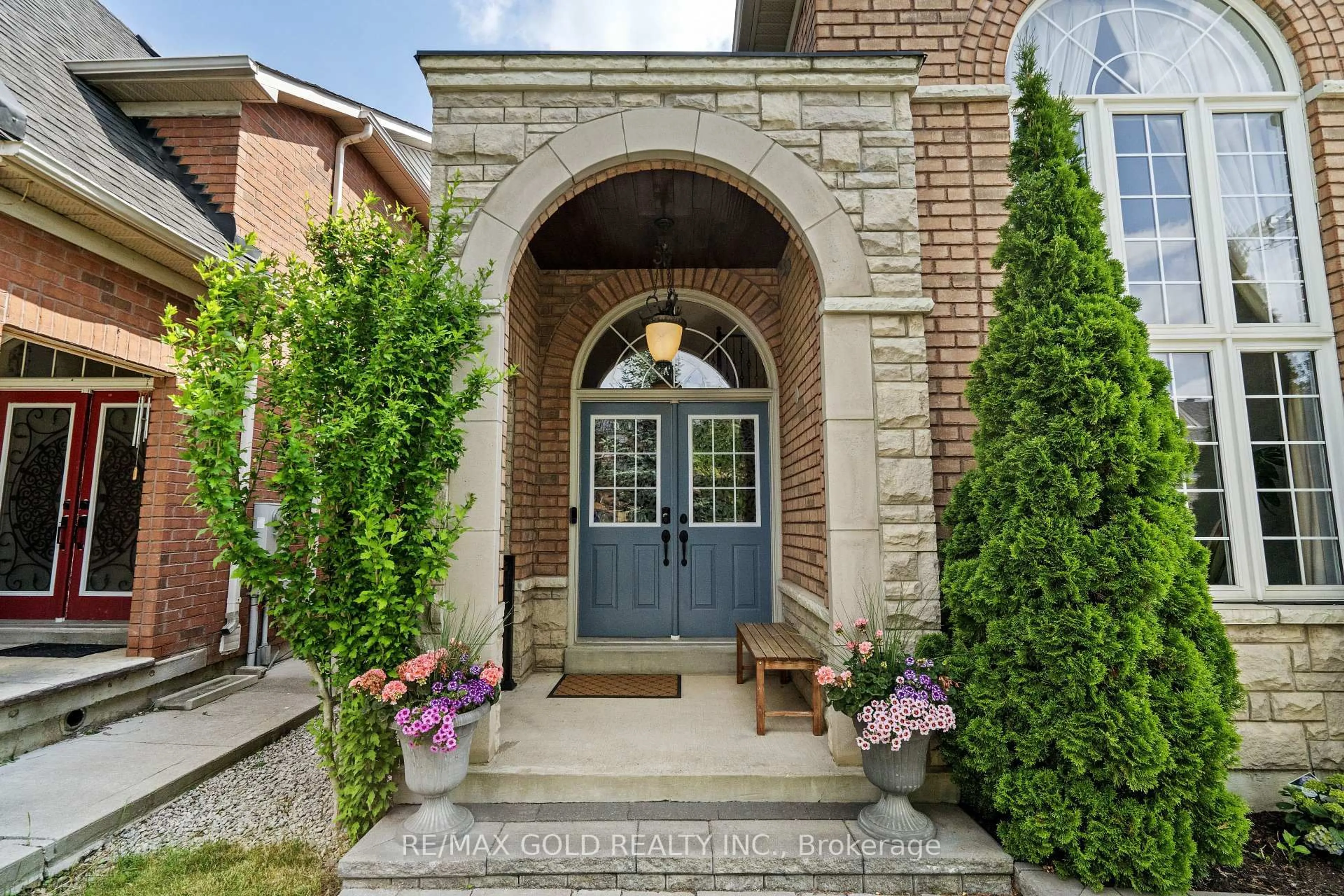 Unknown for 23 Darren Rd, Brampton Ontario L6P 1Z6